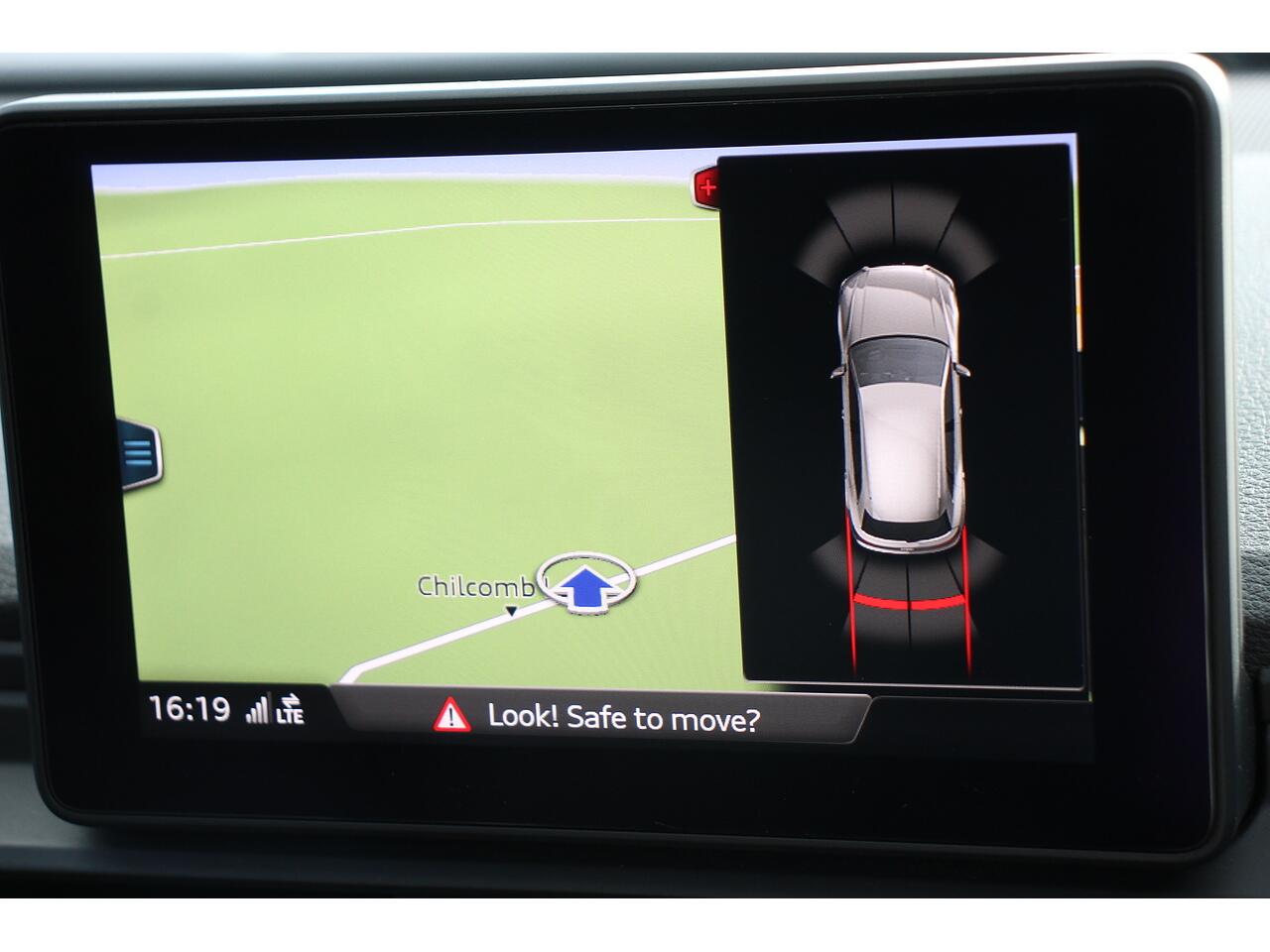 Audi Q5 view 23