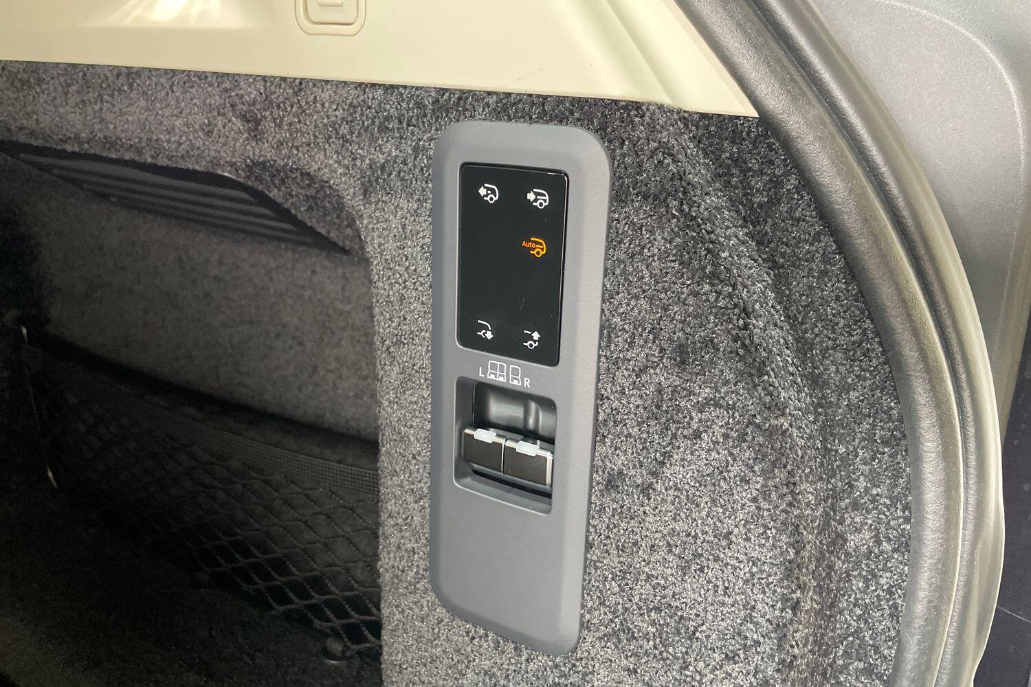 Land Rover Range Rover view 25