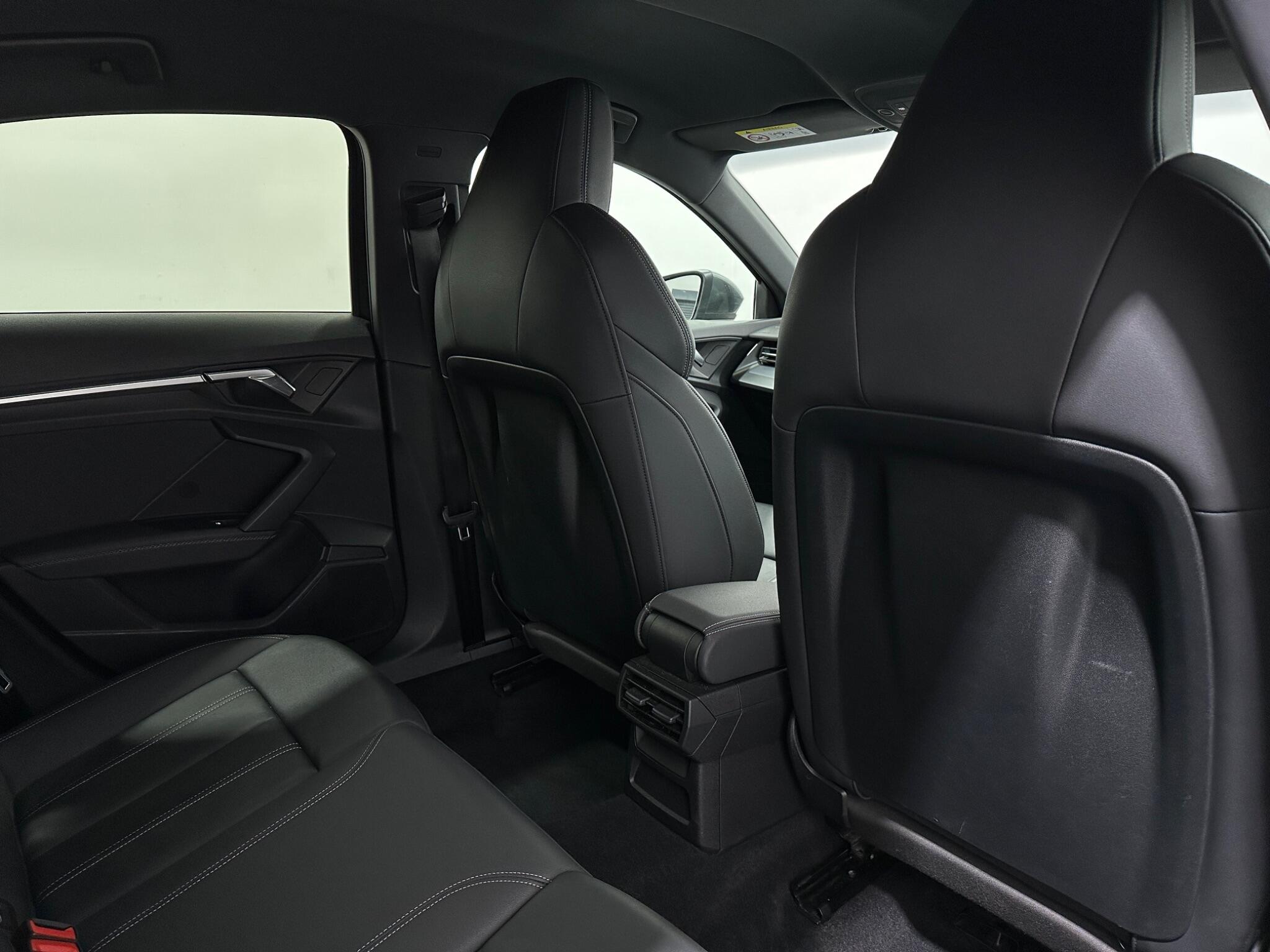 Audi A3 view 38