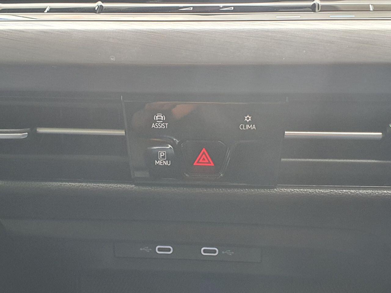 Volkswagen Golf view 38