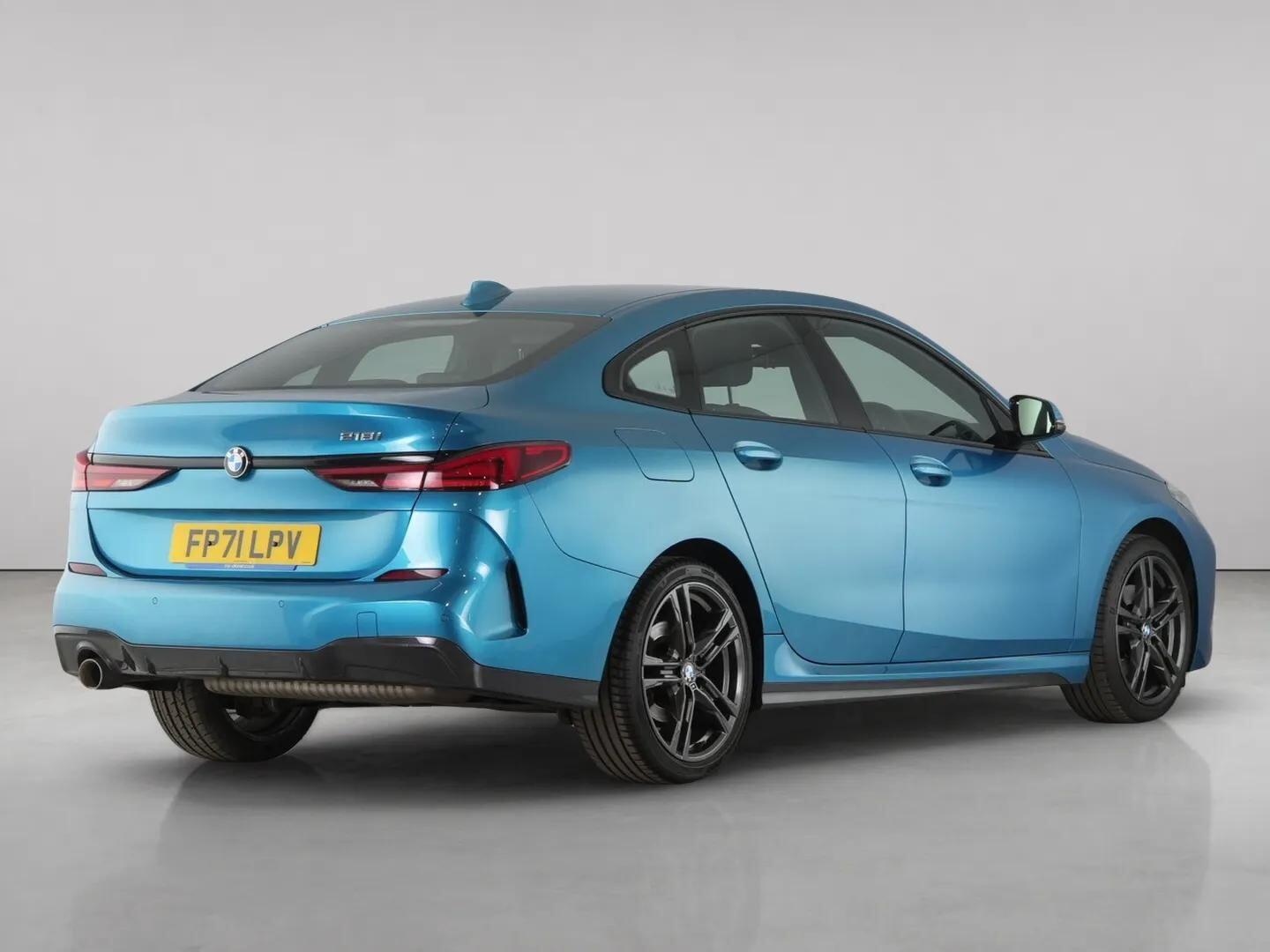 BMW 2 Series view 11