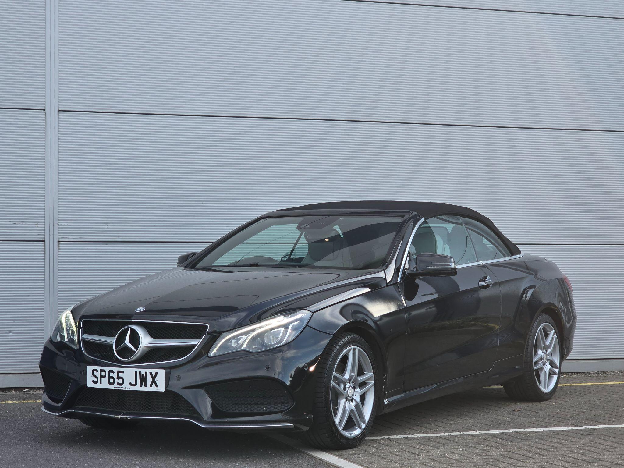 Mercedes-Benz E-Class view 9