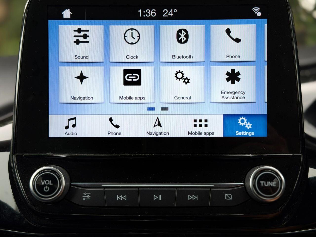 Ford Fiesta view 69