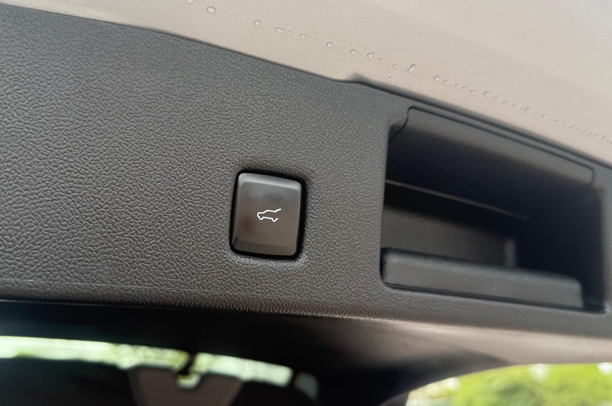 Ford Kuga view 21