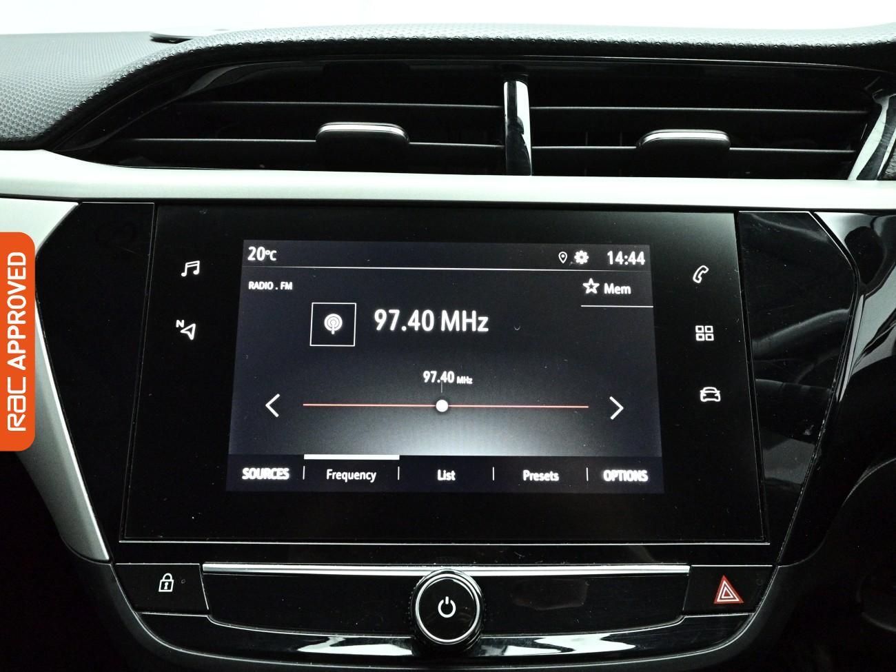 Vauxhall Corsa view 3