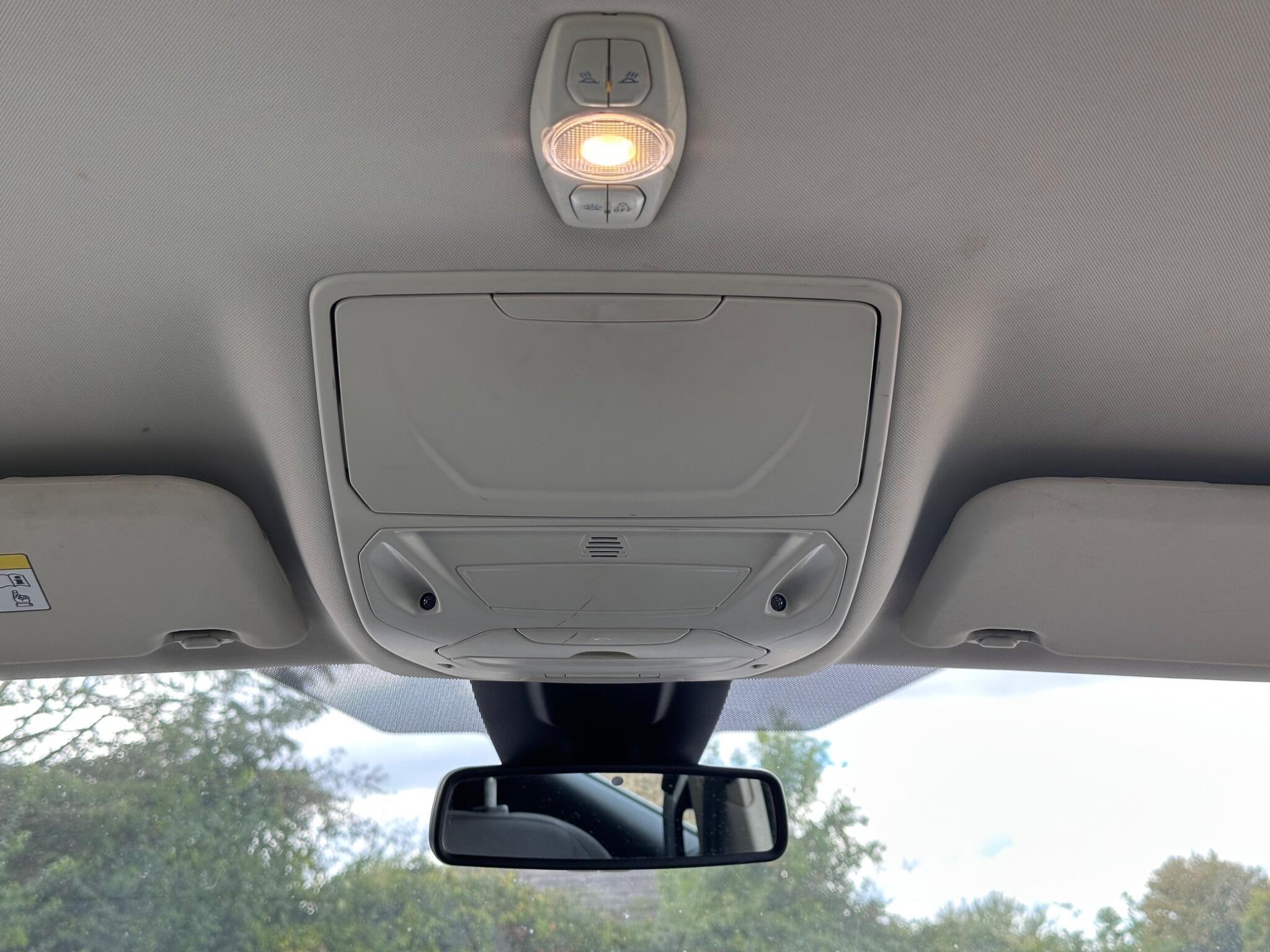 Ford Grand C-Max view 45