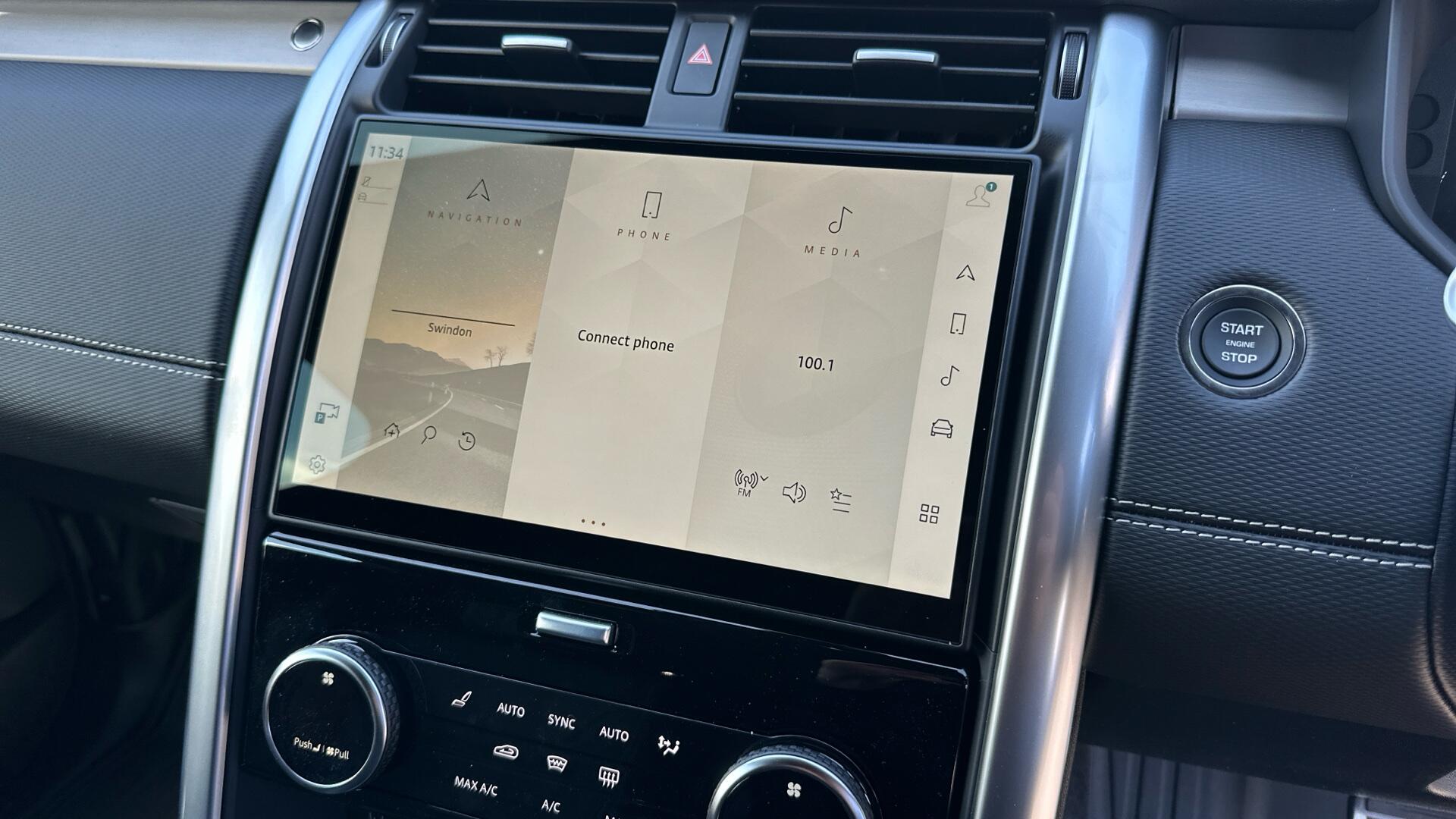 Land Rover Discovery view 43