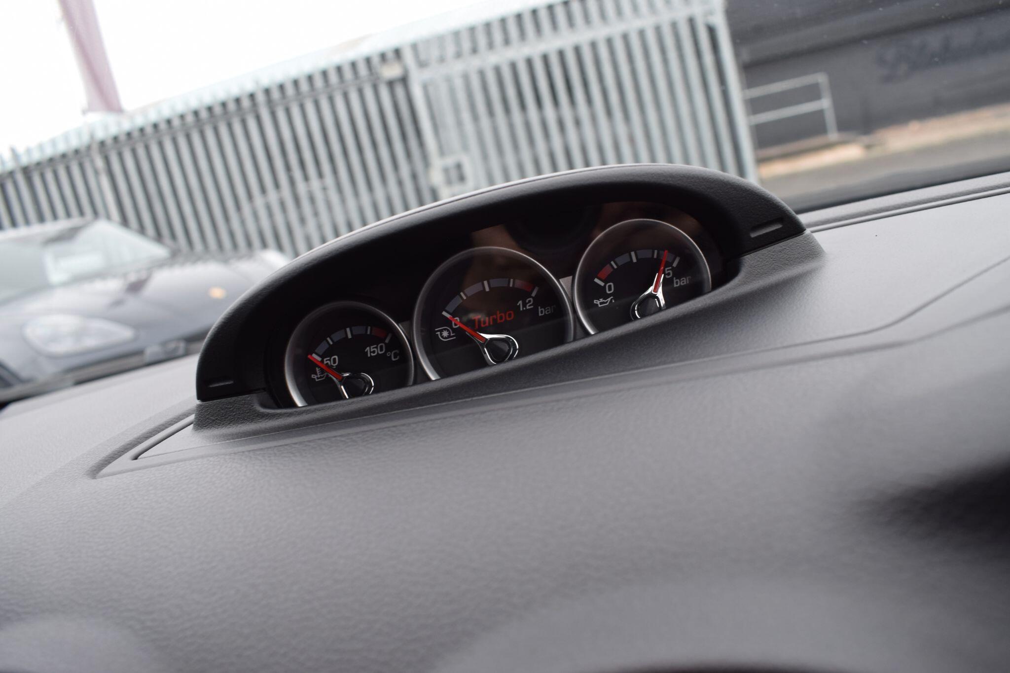 Ford Focus view 17