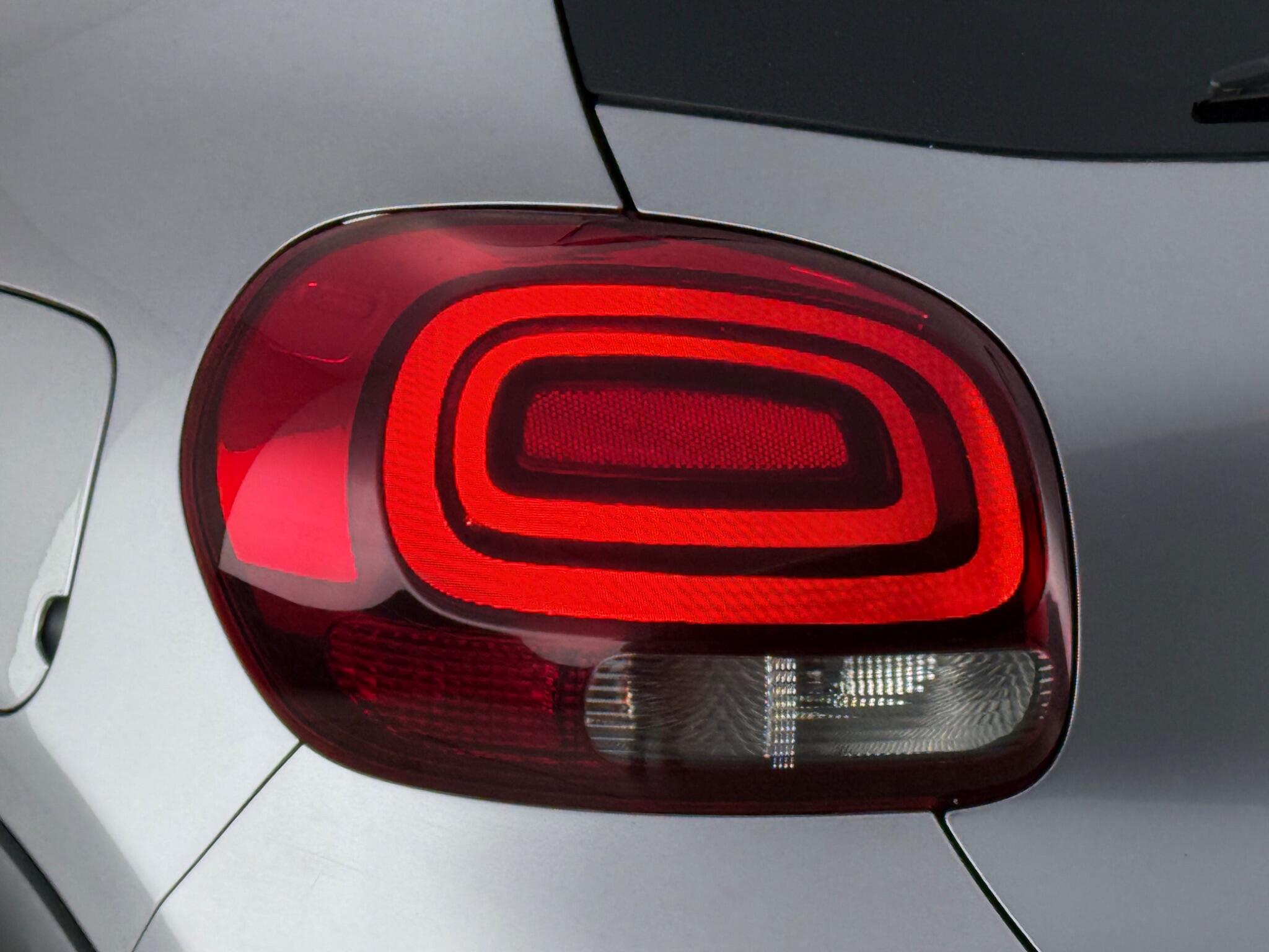 Citroen C3 view 11