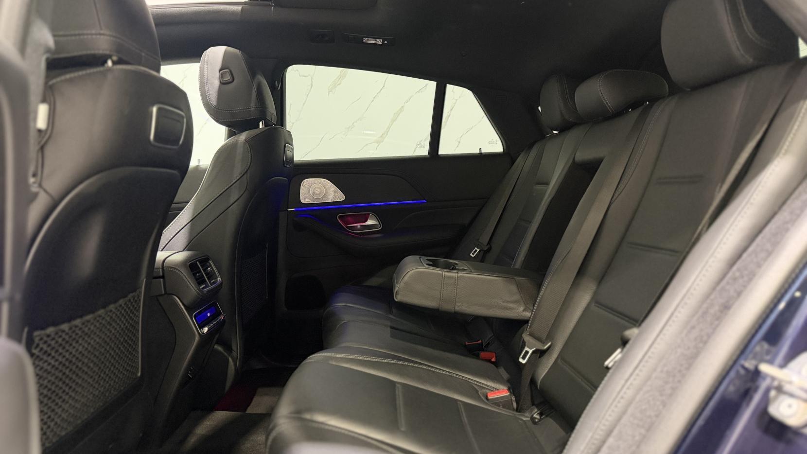 Mercedes-Benz Gle view 9