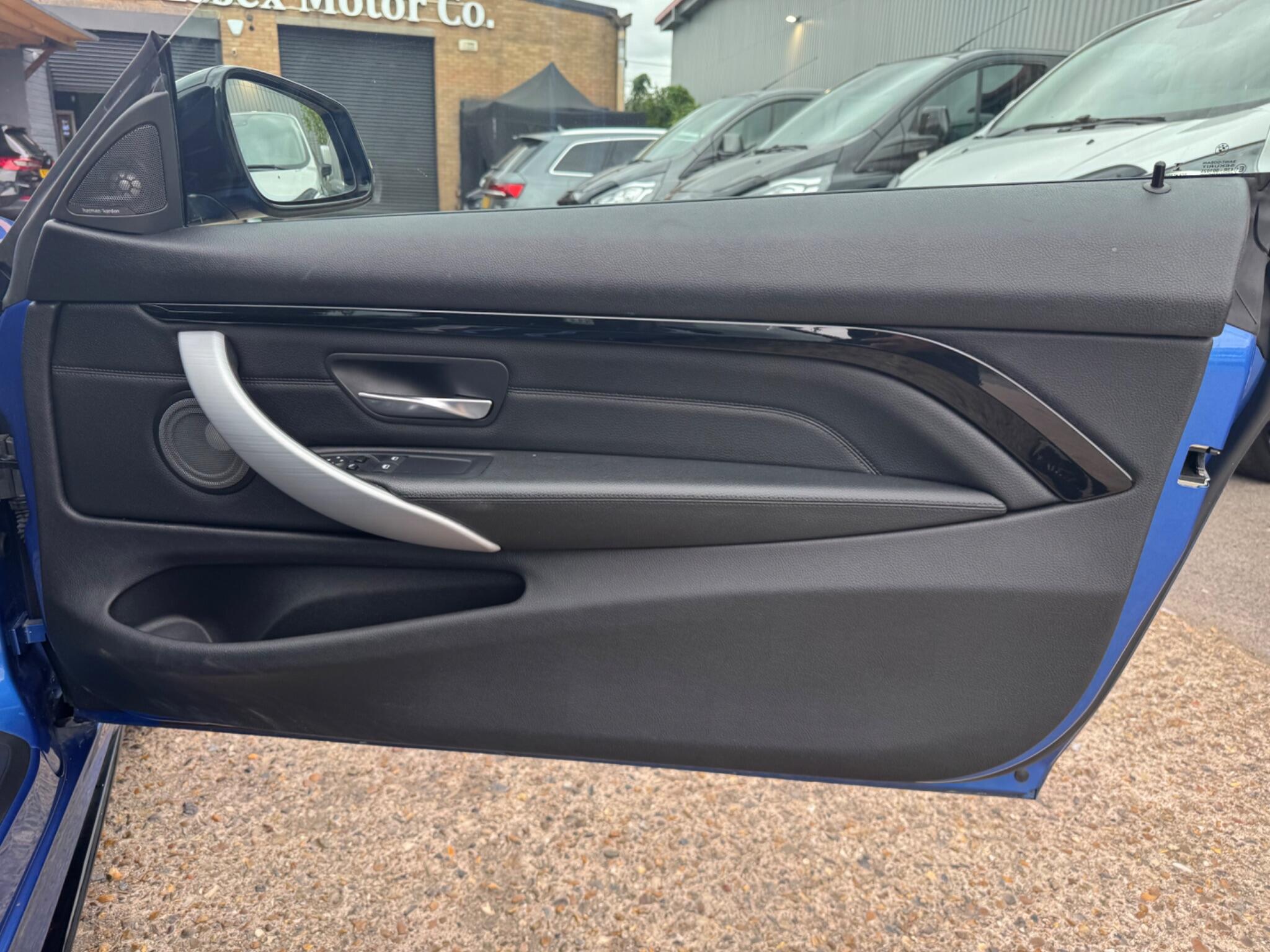 BMW 4 Series view 21
