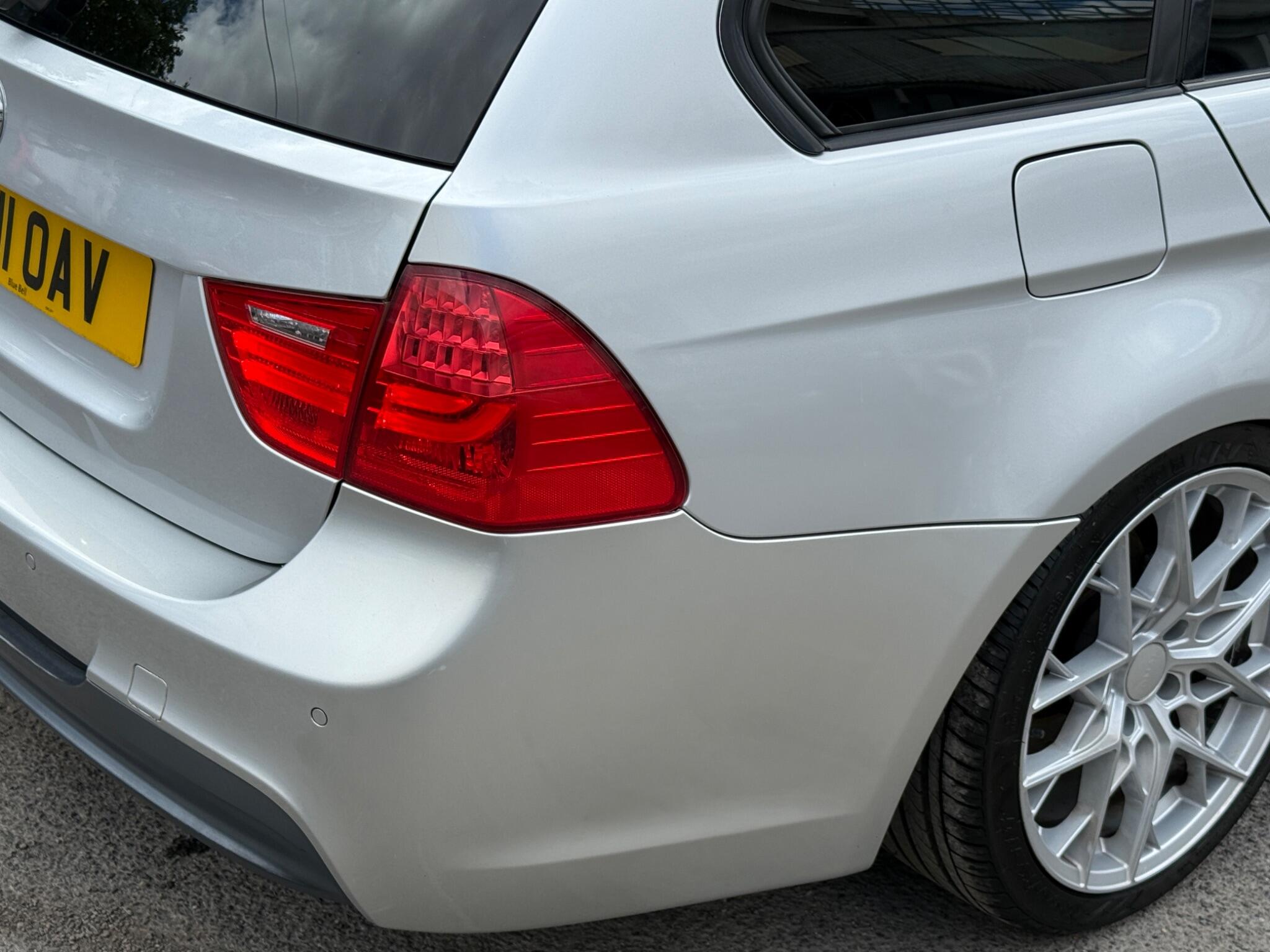 BMW 3 Series - Image 25