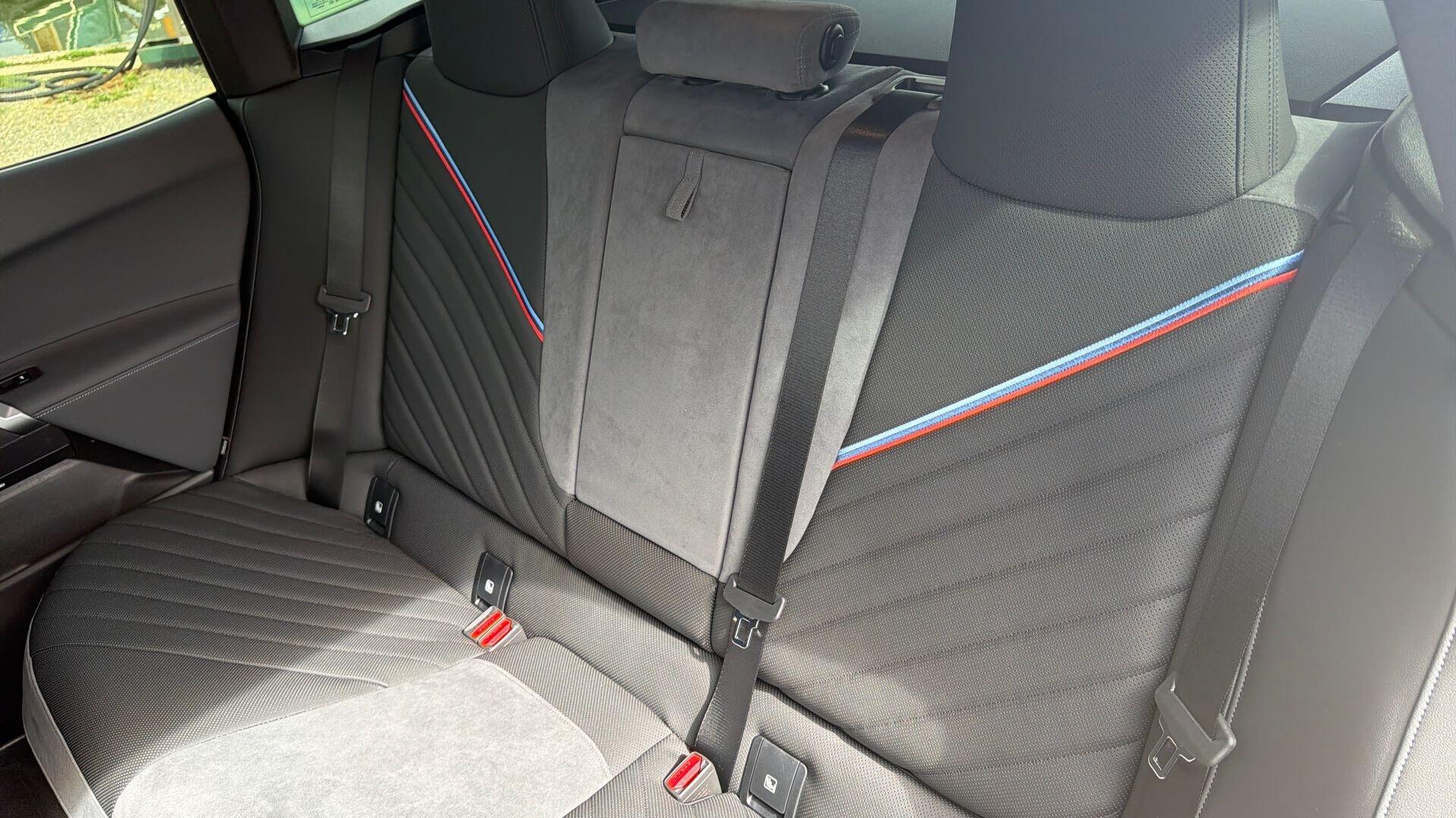 BMW Ix view 12