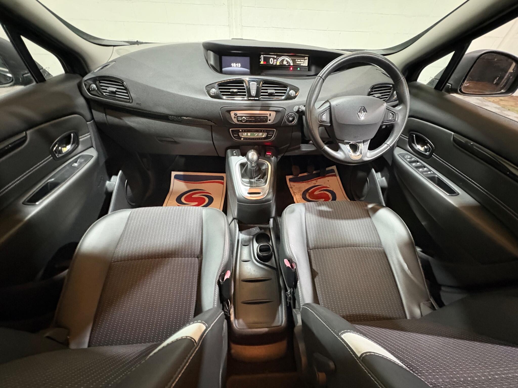 Renault Scenic view 46