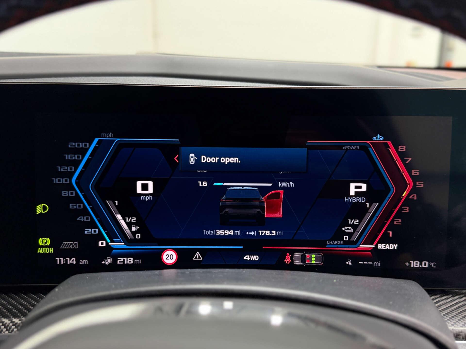 BMW XM view 22
