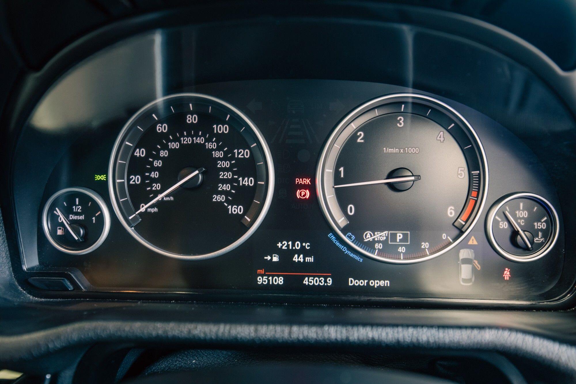 BMW X4 view 15