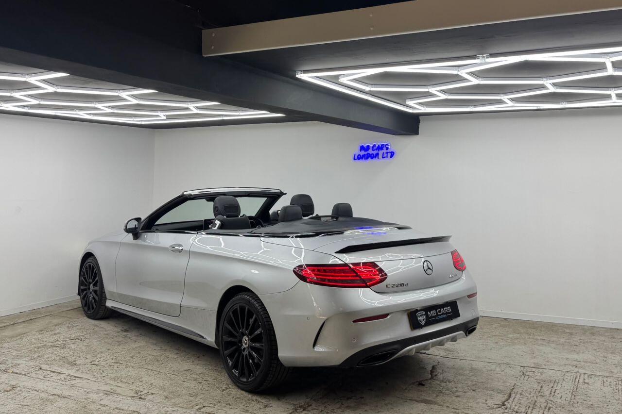 Mercedes-Benz C-Class view 36