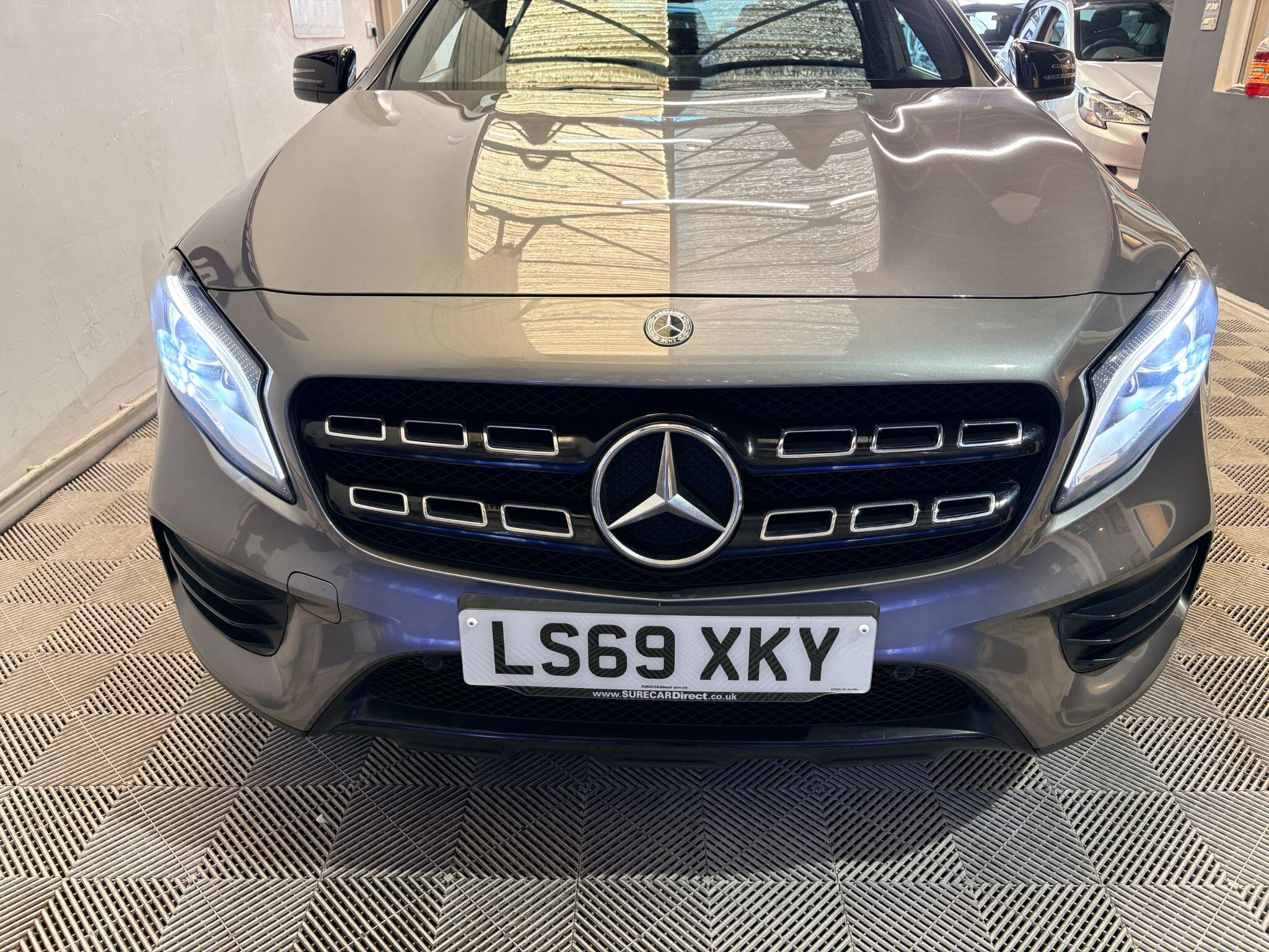 Mercedes-Benz Gla view 18