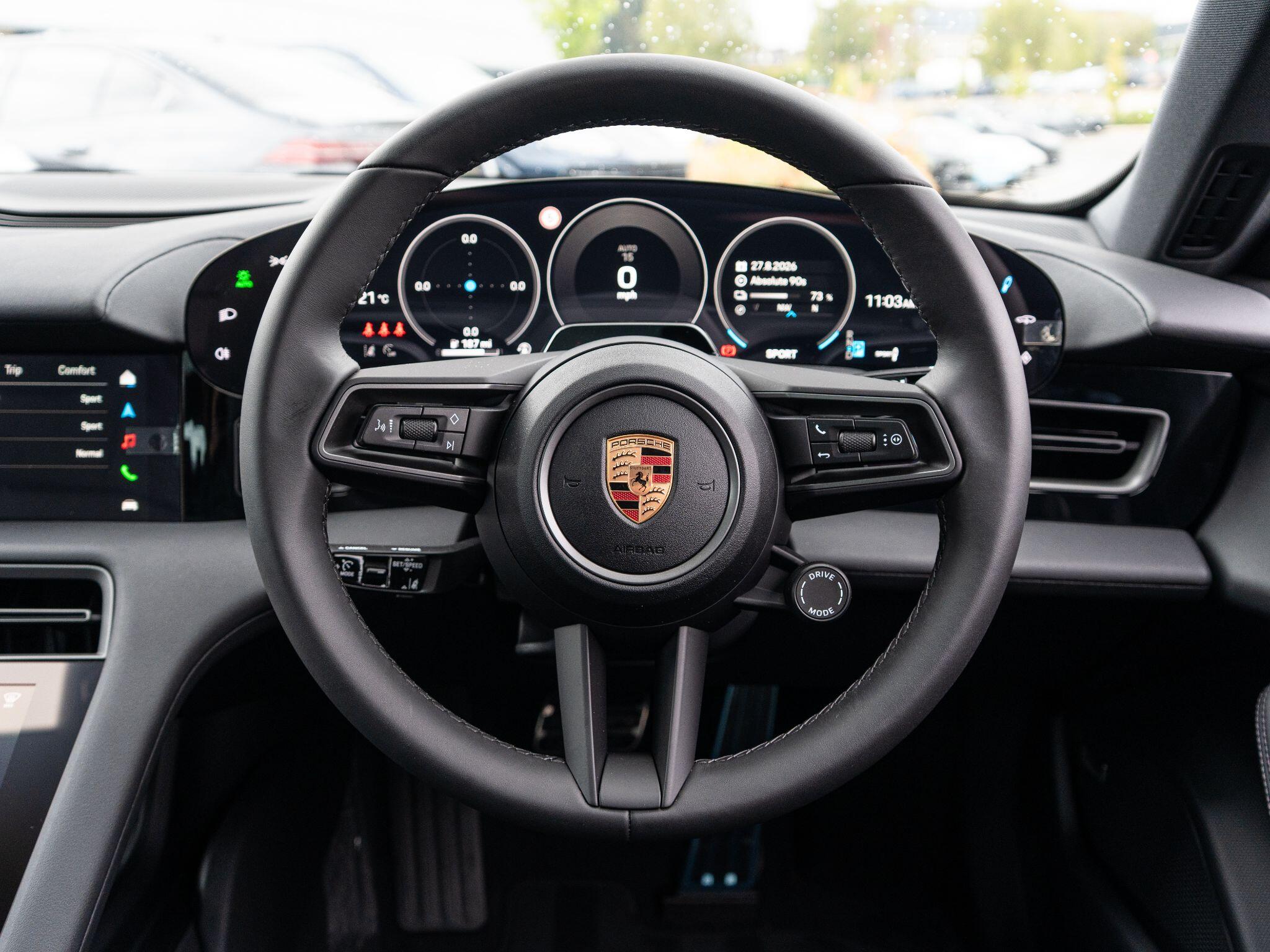 Porsche Taycan view 38