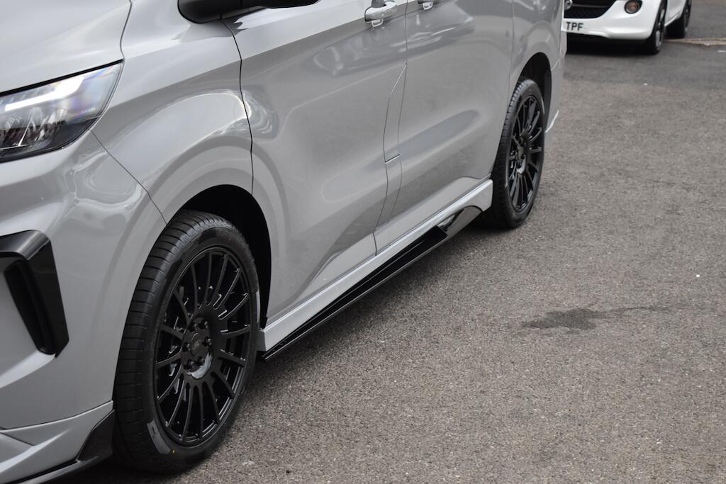 Ford Transit Custom view 26