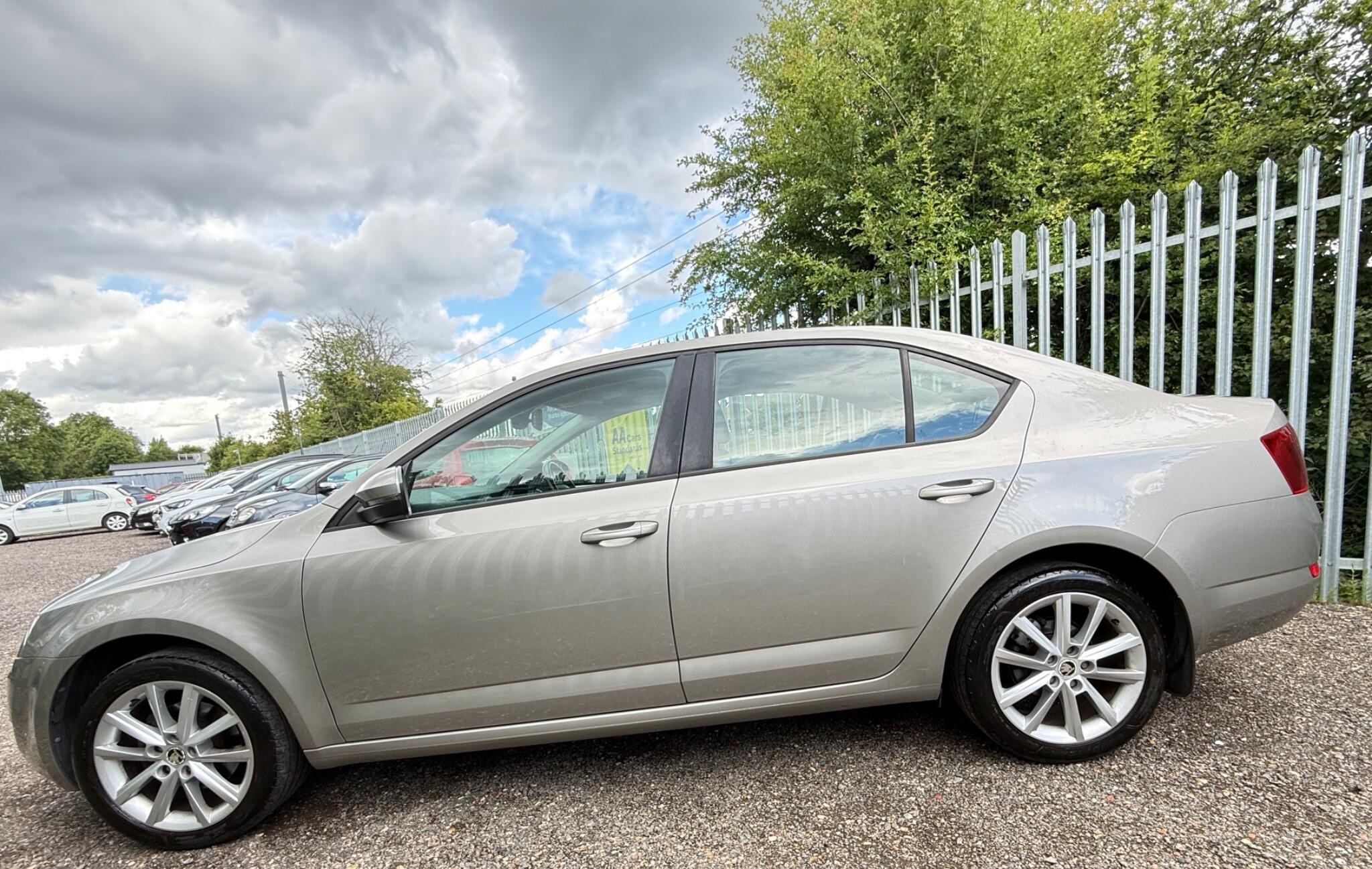 2014 Skoda Octavia image 10