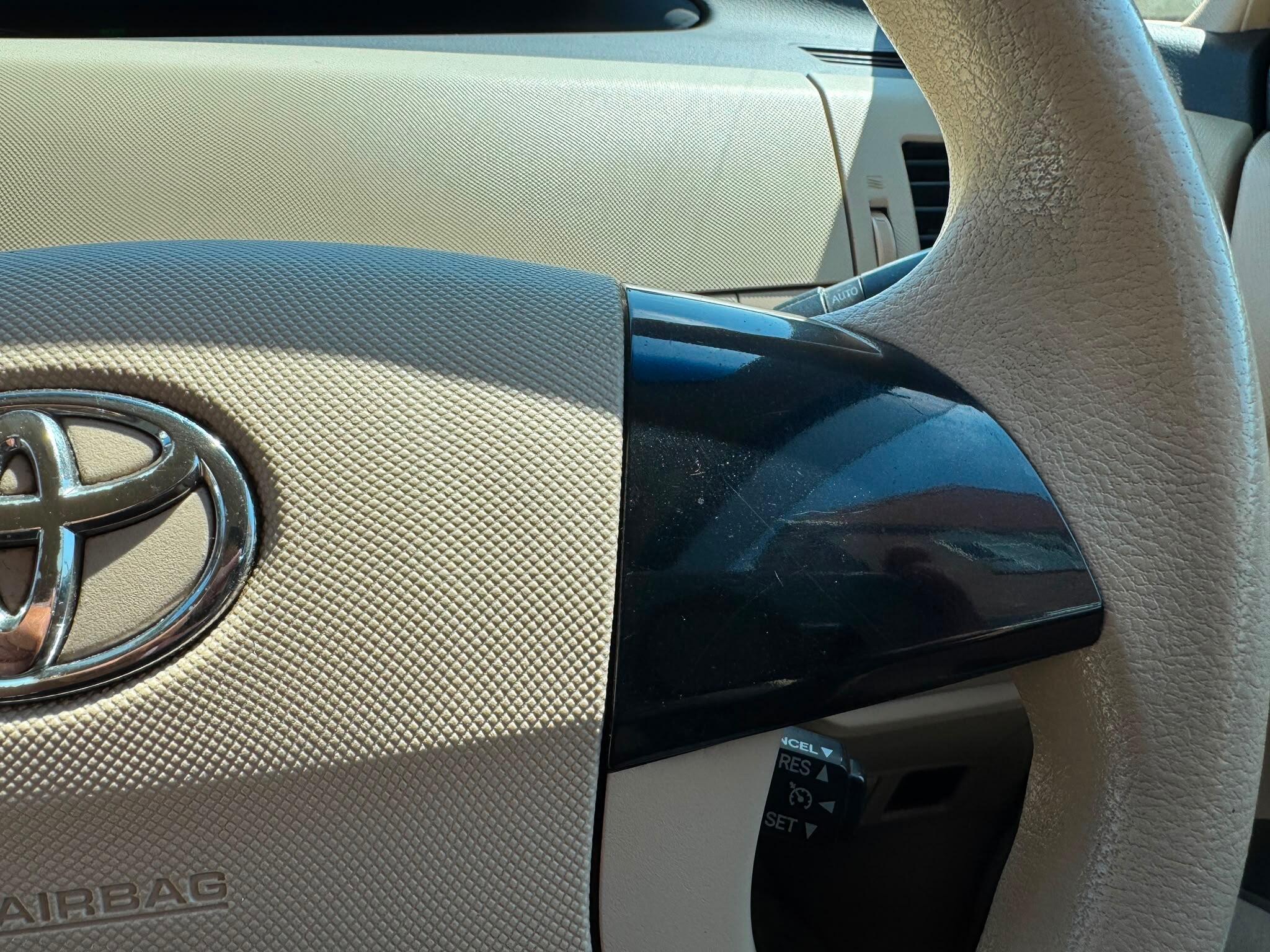 Toyota Estima view 23