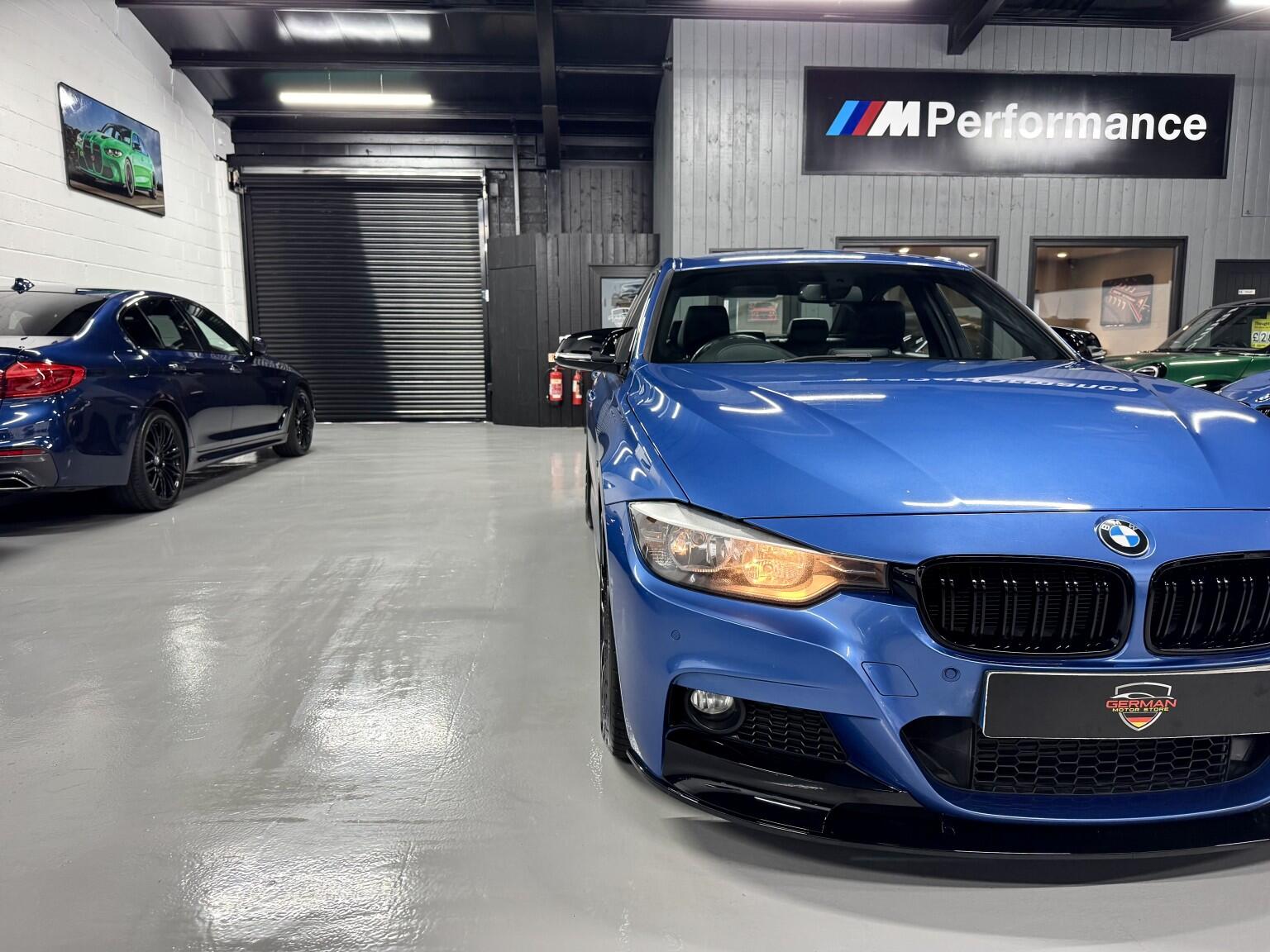 BMW 3 Series view 28