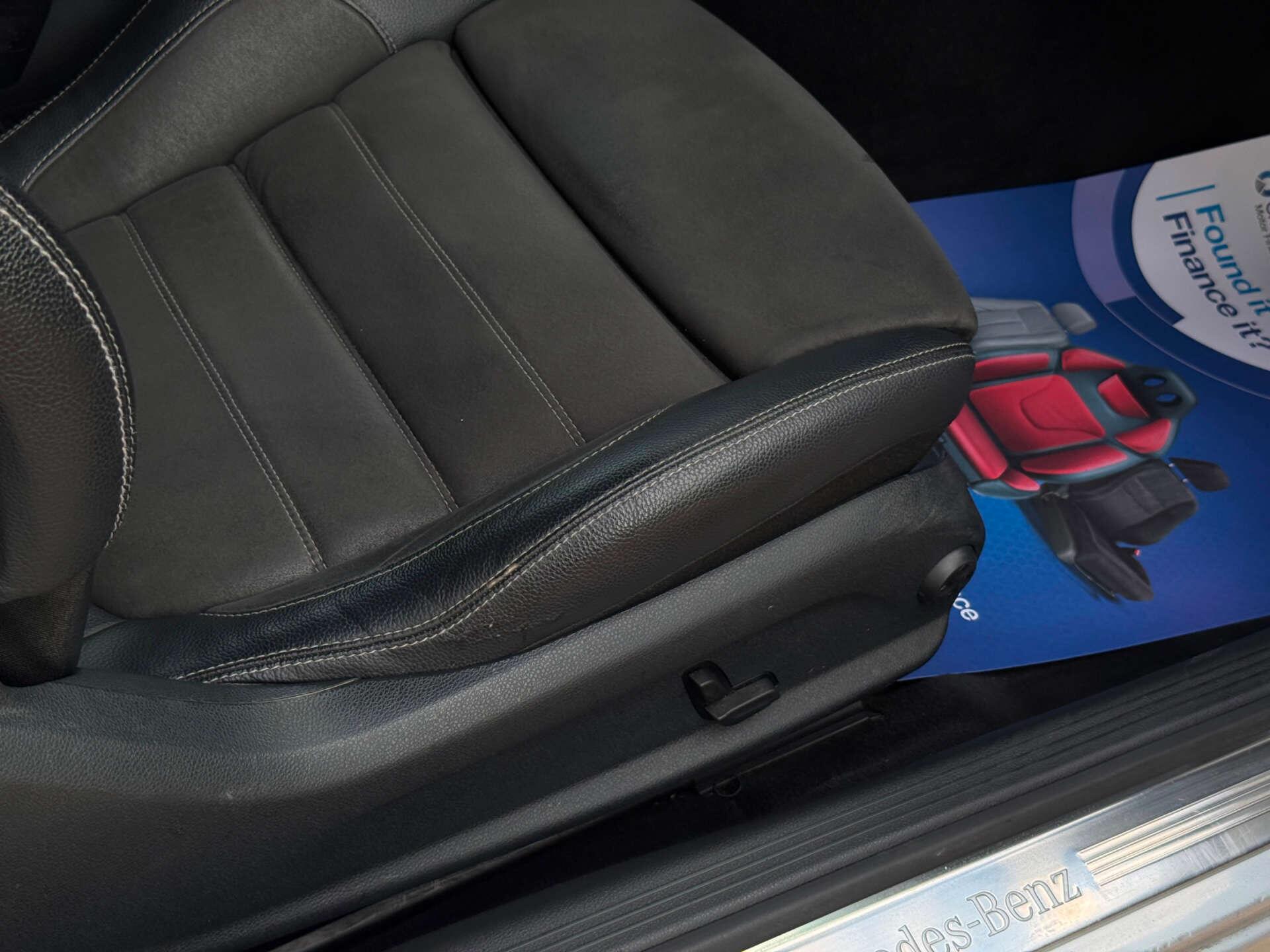 Mercedes-Benz C Class view 21