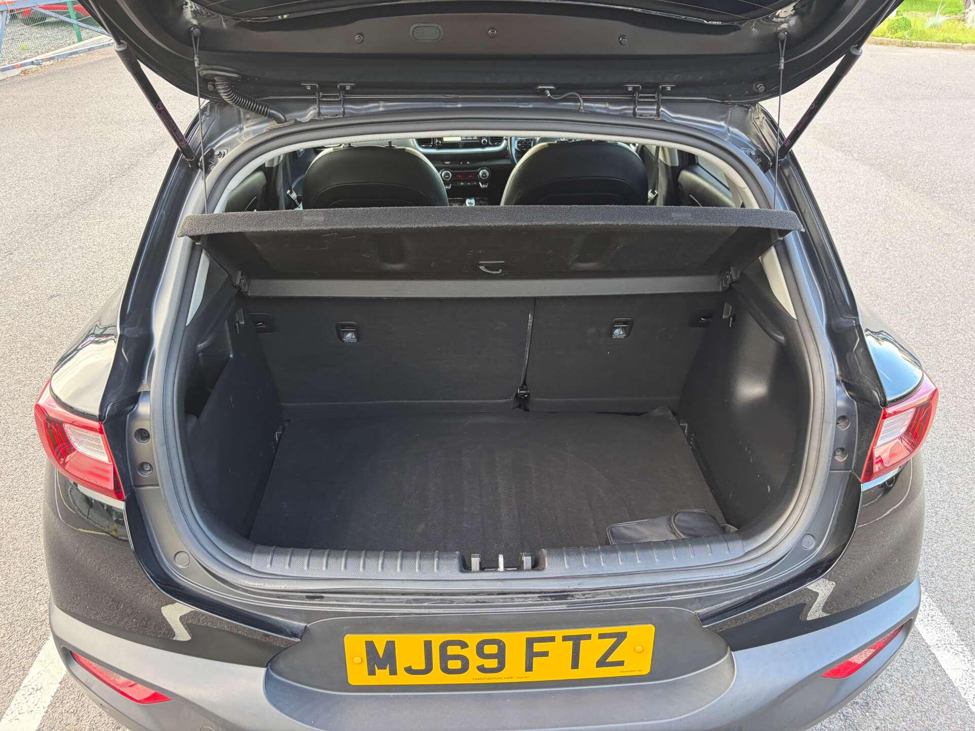 Kia Stonic view 25