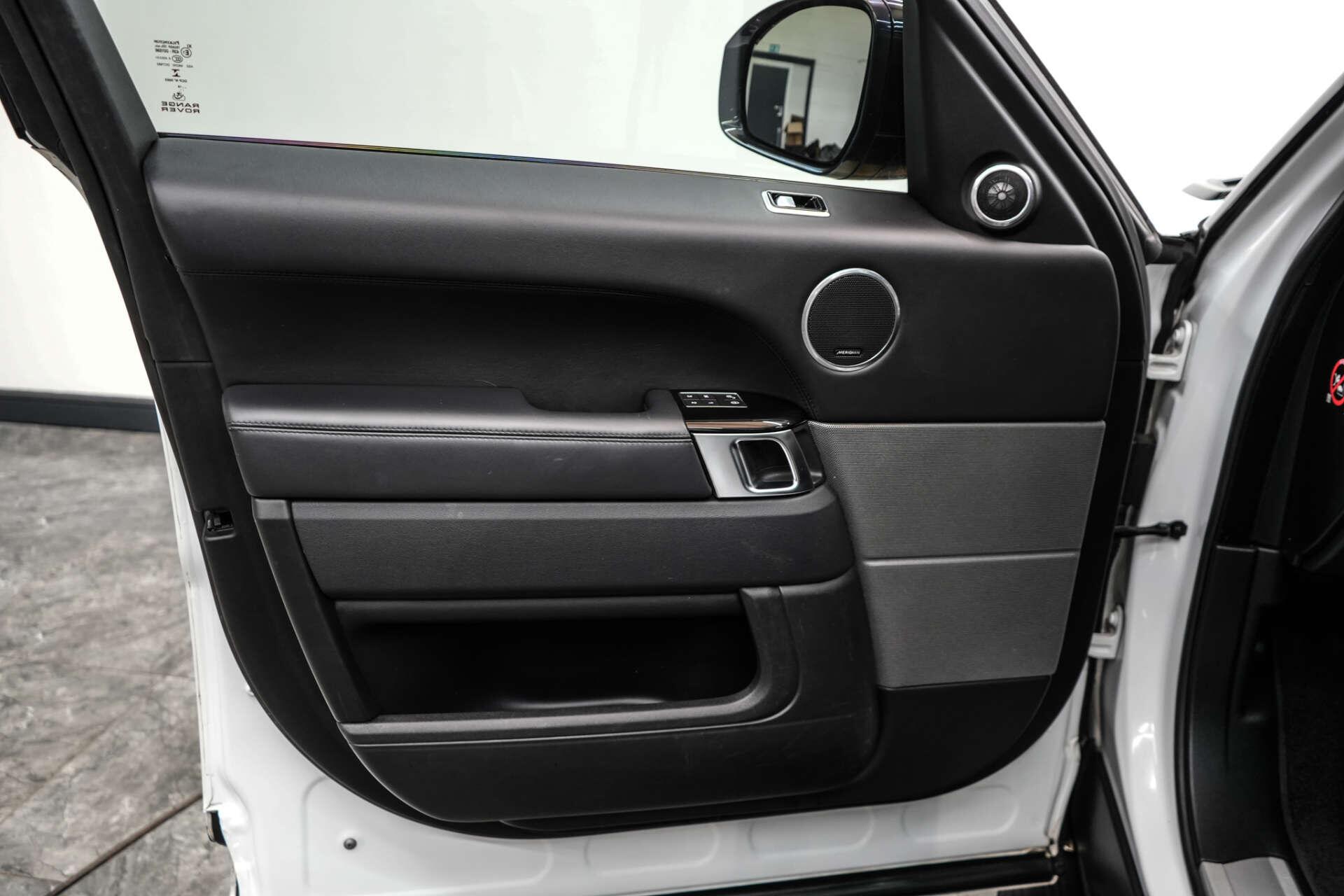 Land Rover Range Rover Sport view 16