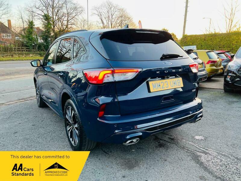2023 Ford Kuga 2.5 EcoBoost Duratec 14.4kWh ST-Line X CVT Euro 6 (s/s) 5dr • 23,532 miles image 4