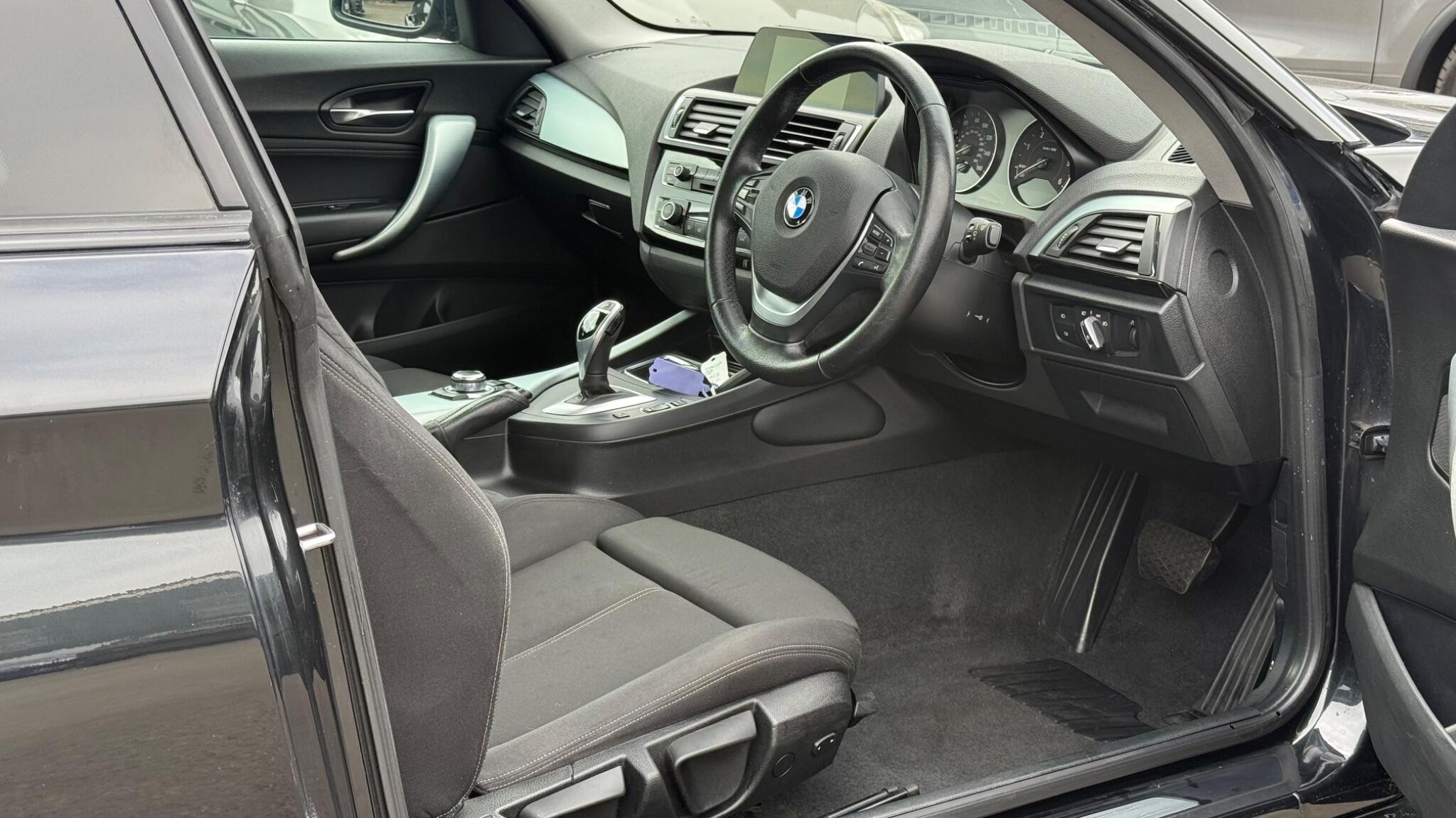 BMW 2 Series view 4