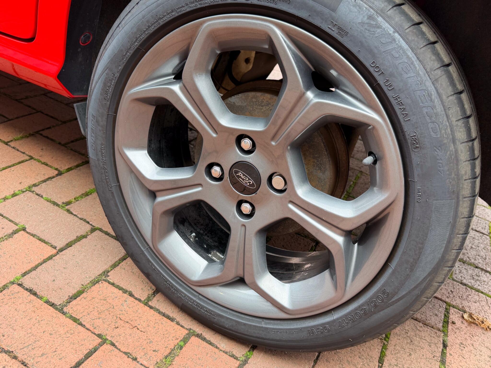 Ford Ecosport view 60