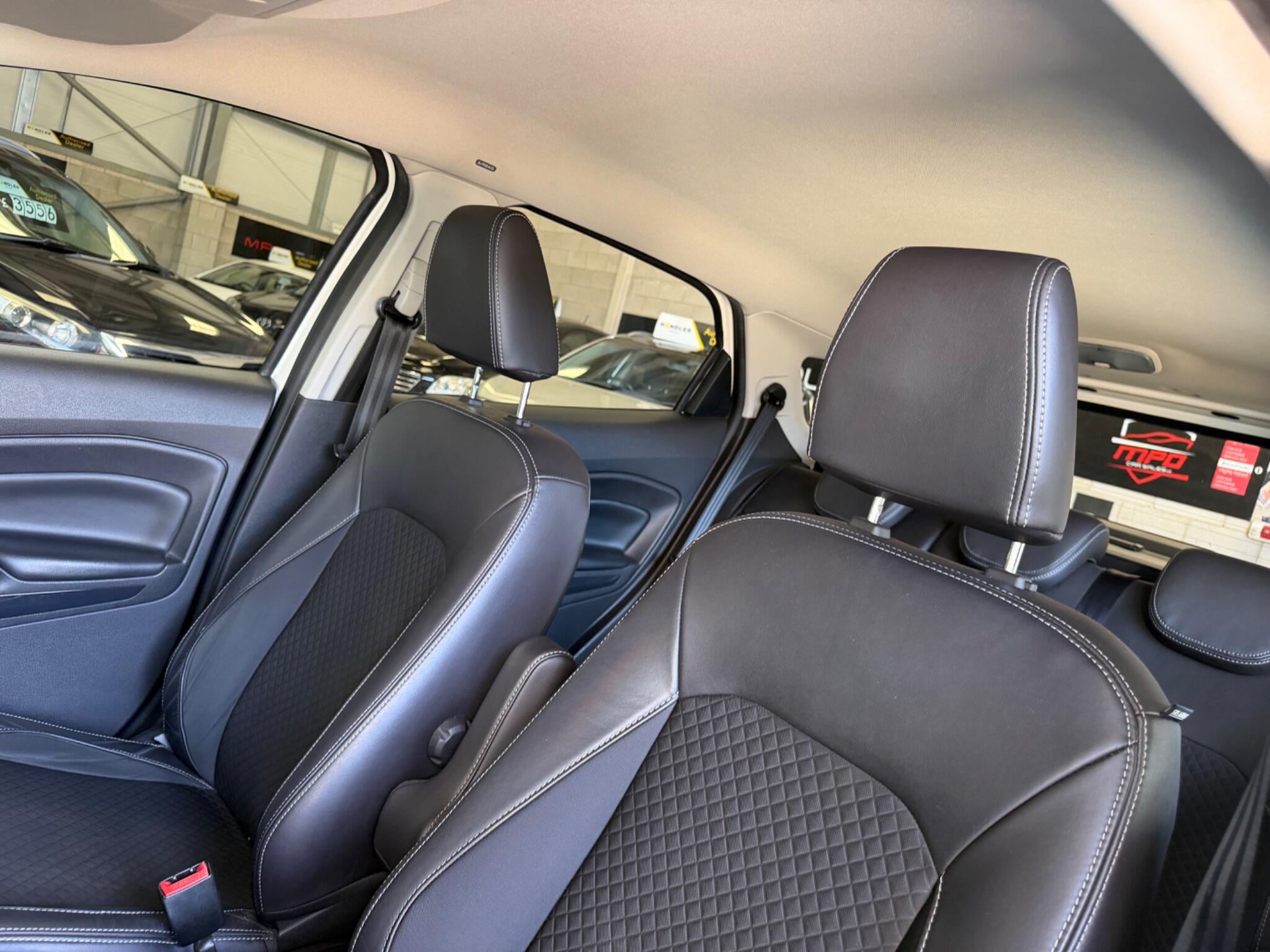 Ford Ecosport view 73