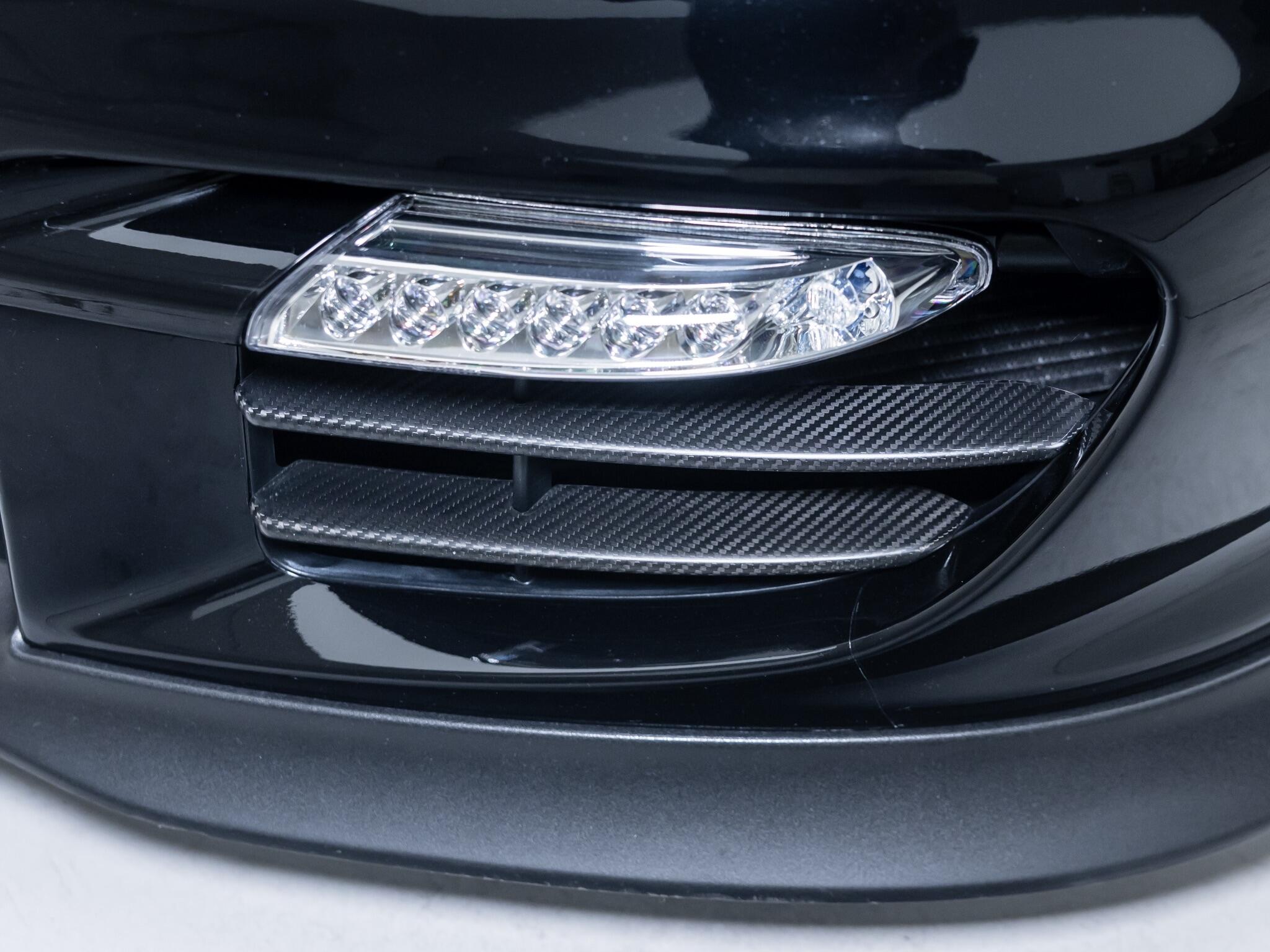 Porsche 911 view 36