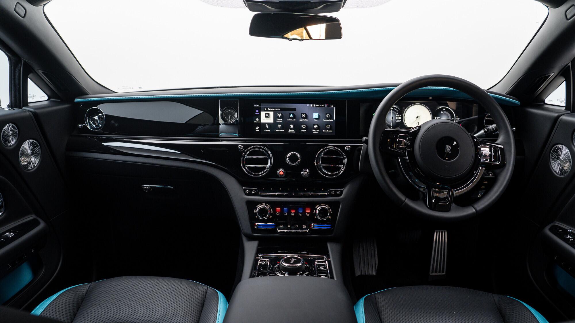 Rolls-Royce Spectre view 5