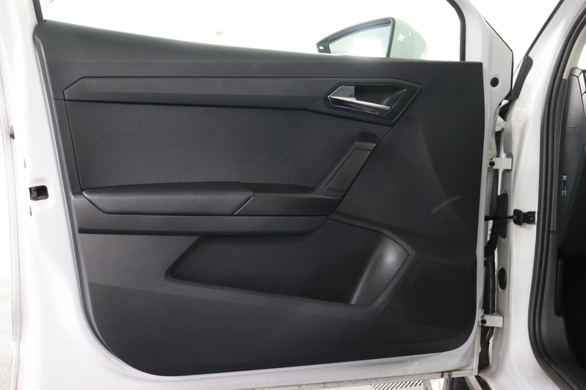 Seat Arona view 44