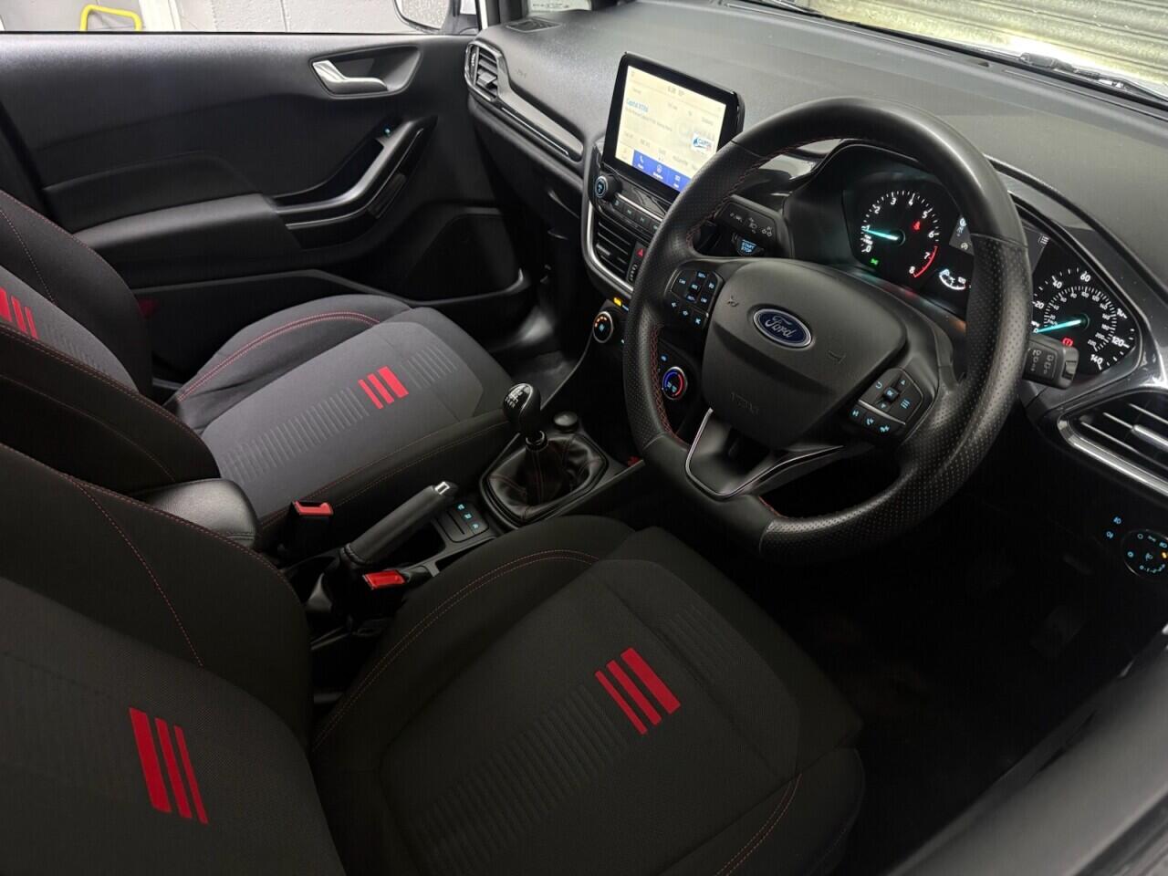 Ford Fiesta view 11