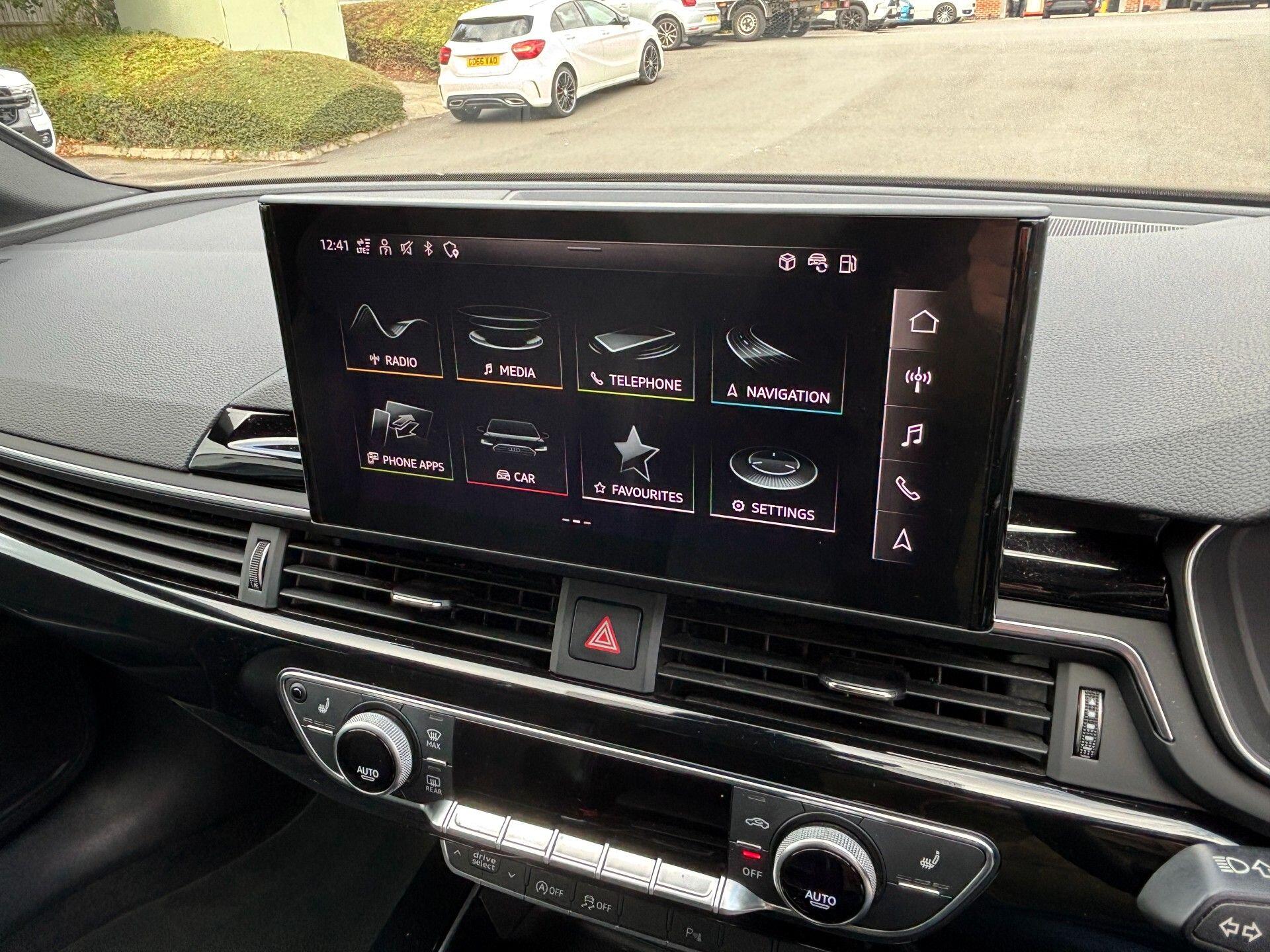 Audi A4 view 13