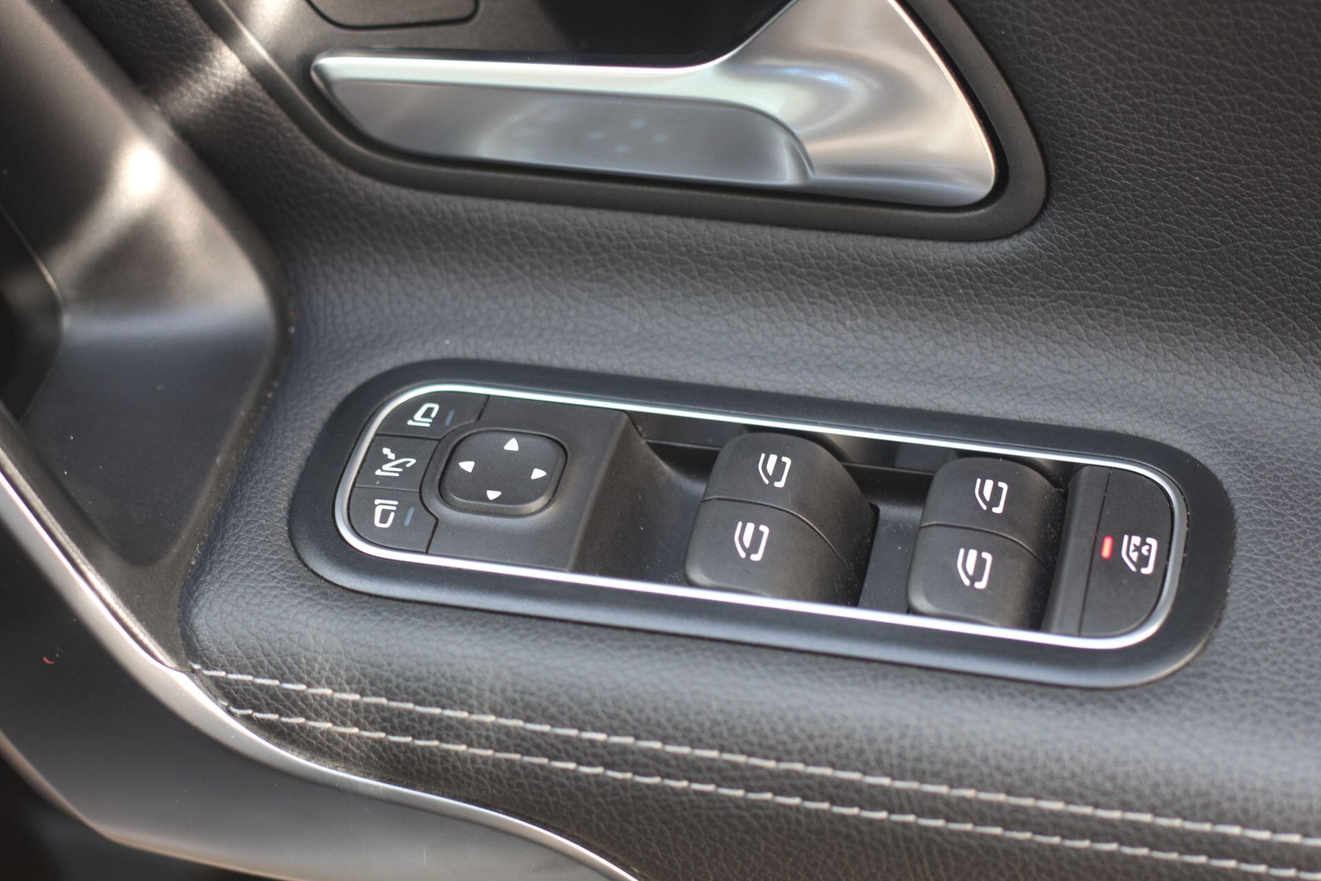 Mercedes-Benz A-Class view 15