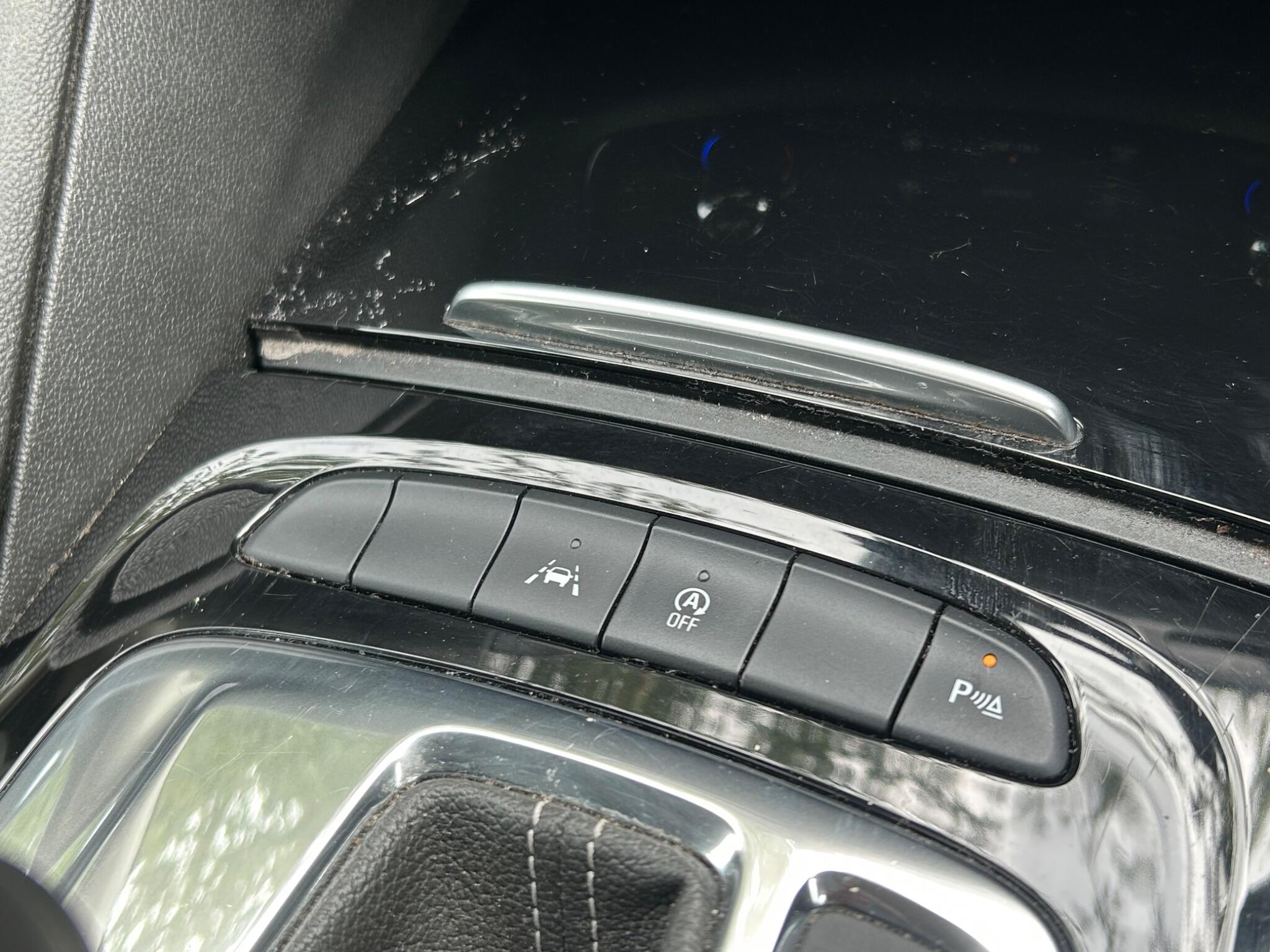 Vauxhall Insignia view 26