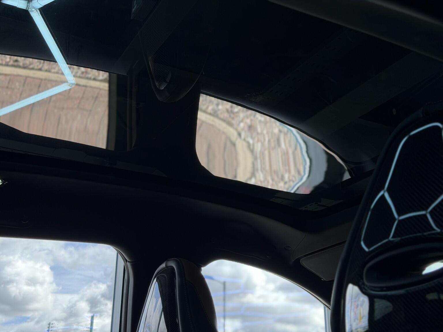 Aston Martin DBX view 67