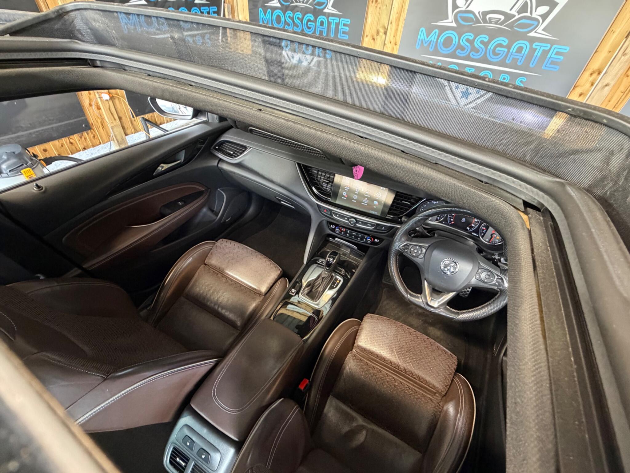 Vauxhall Insignia view 16