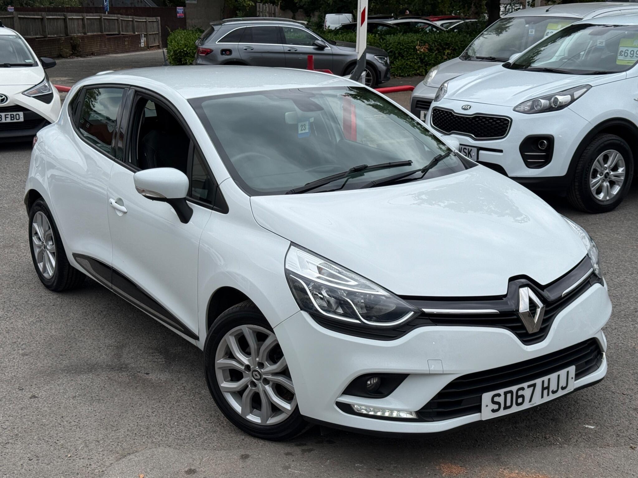 Renault Clio - Image 6