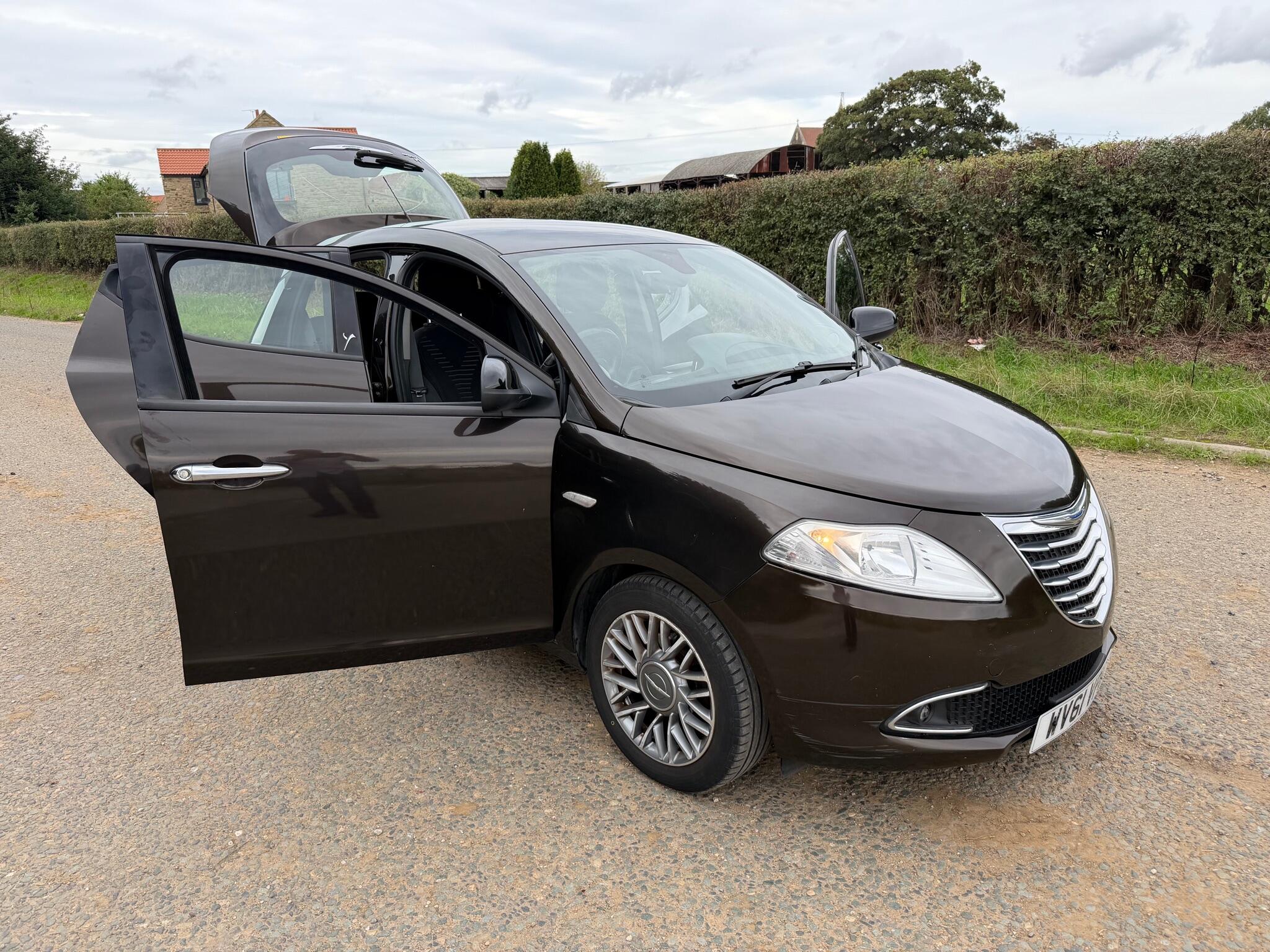 Chrysler Ypsilon view 53