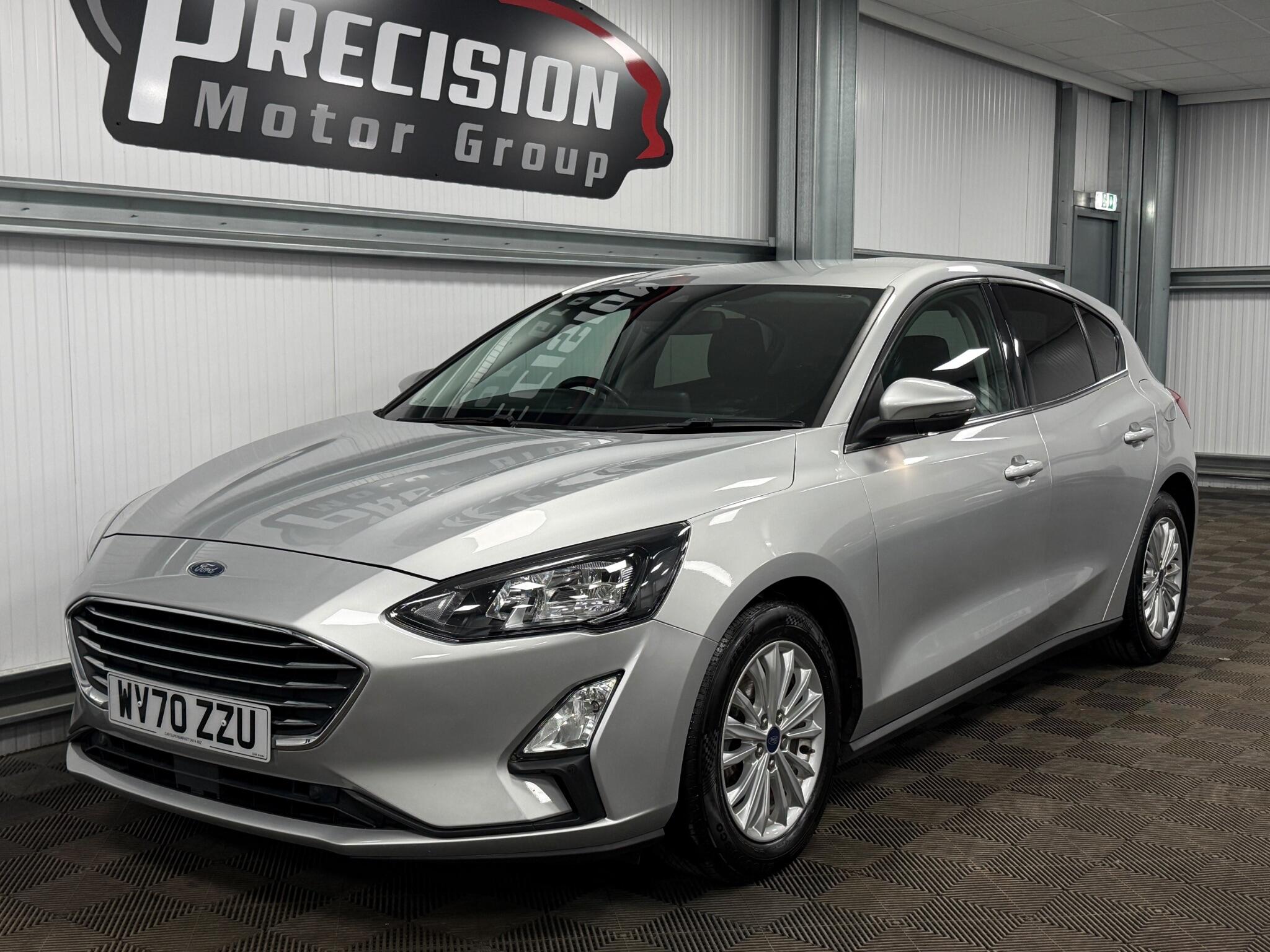 Ford Focus view 4
