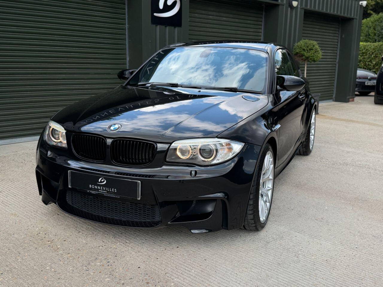 BMW 1 Series view 8