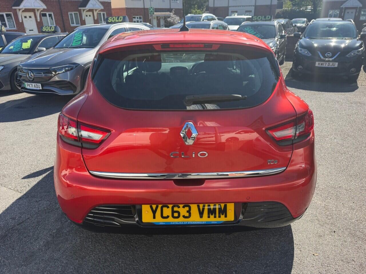 Renault Clio view 14