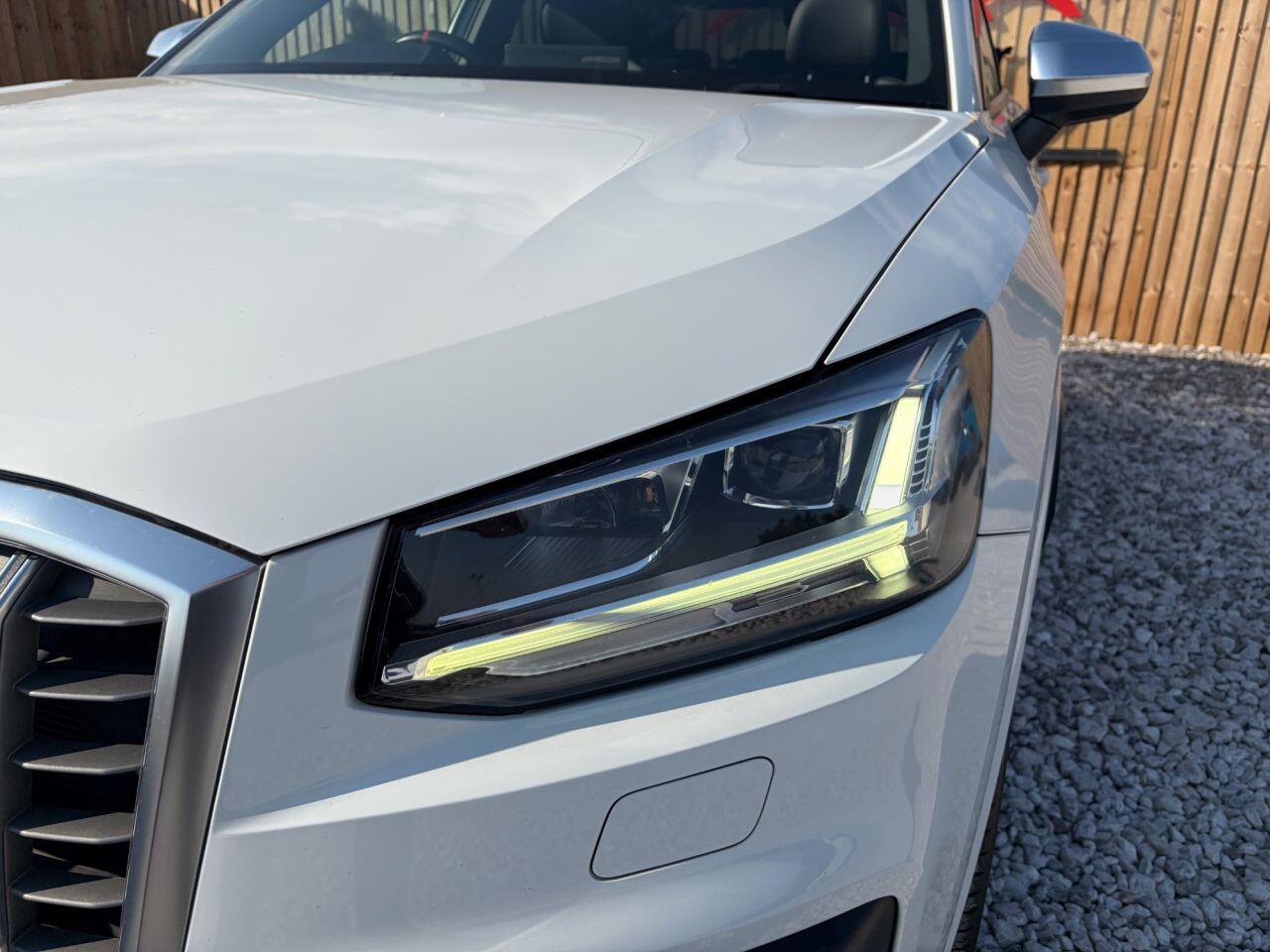 Audi SQ2 view 8