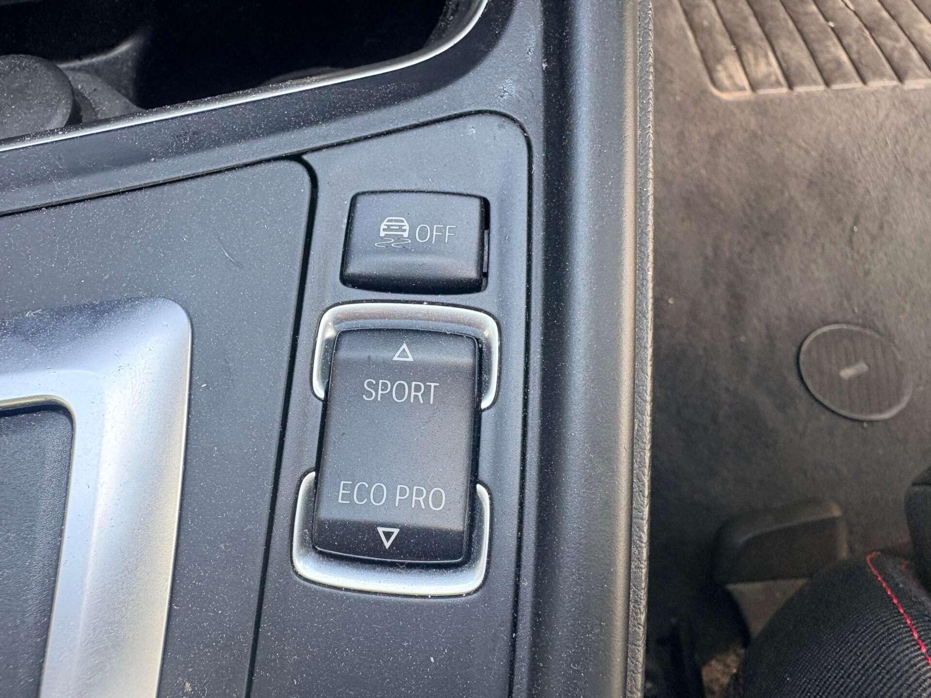 BMW 3 Series view 21